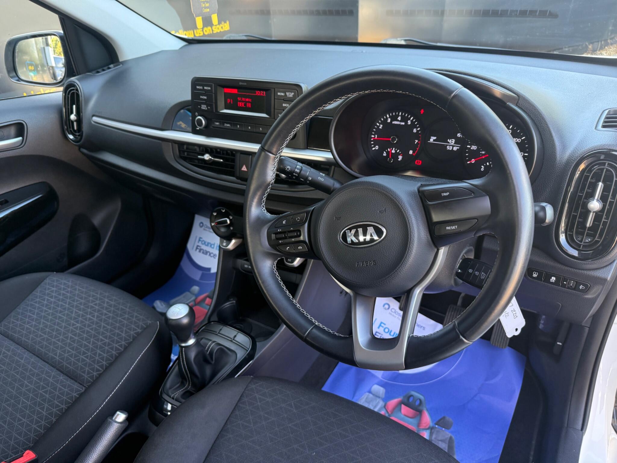 Kia Picanto view 18