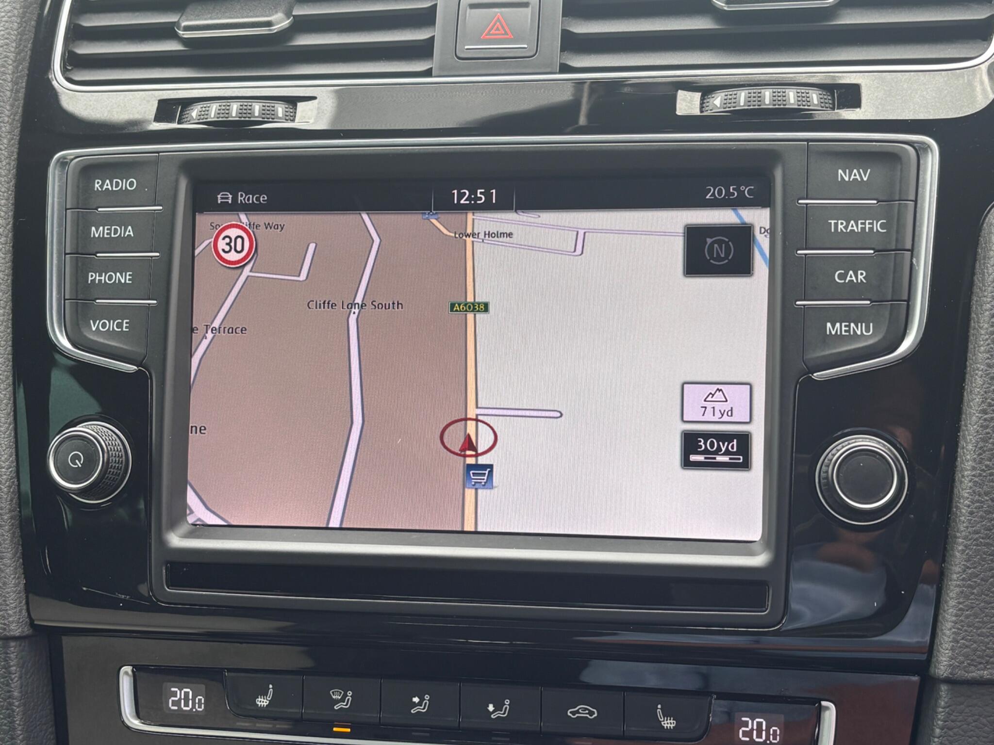 Volkswagen Golf view 10