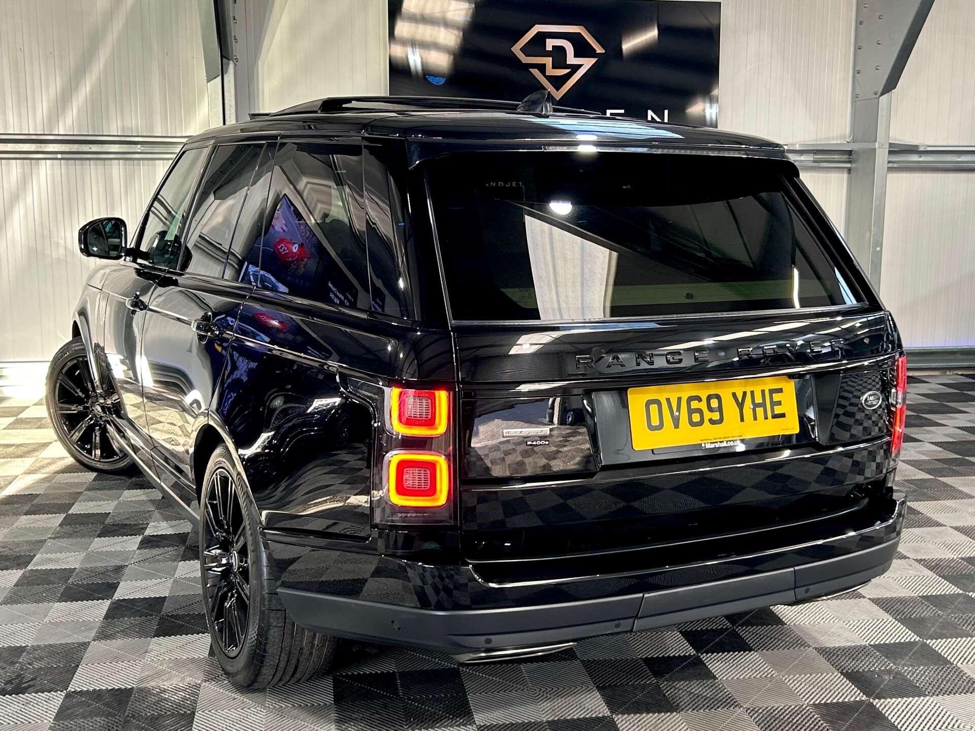 Land Rover Range Rover view 16