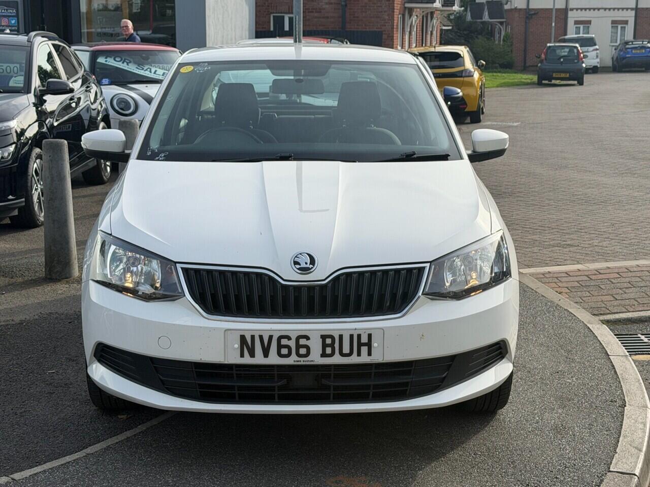 Skoda Fabia view 2