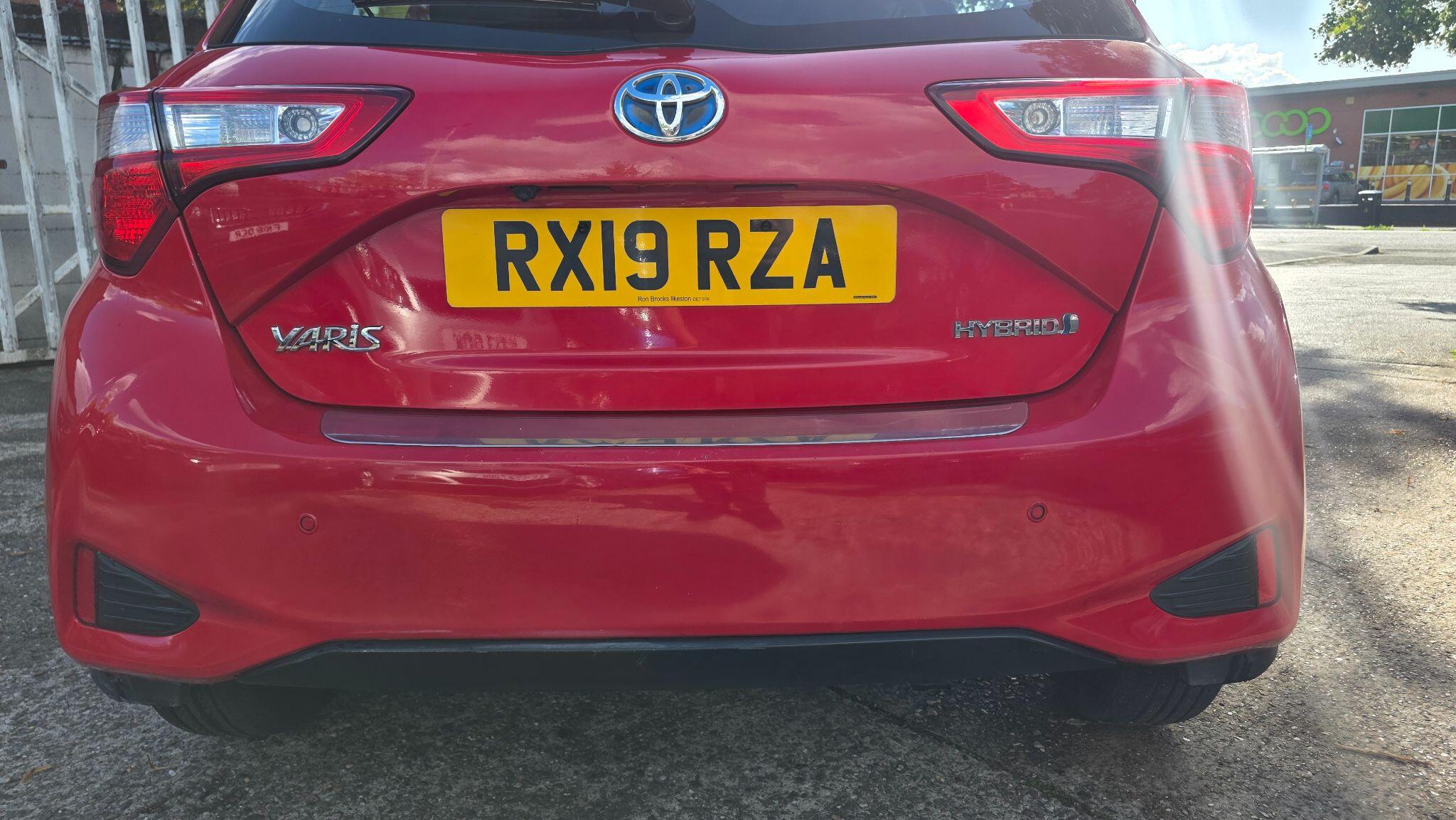 Toyota Yaris view 11