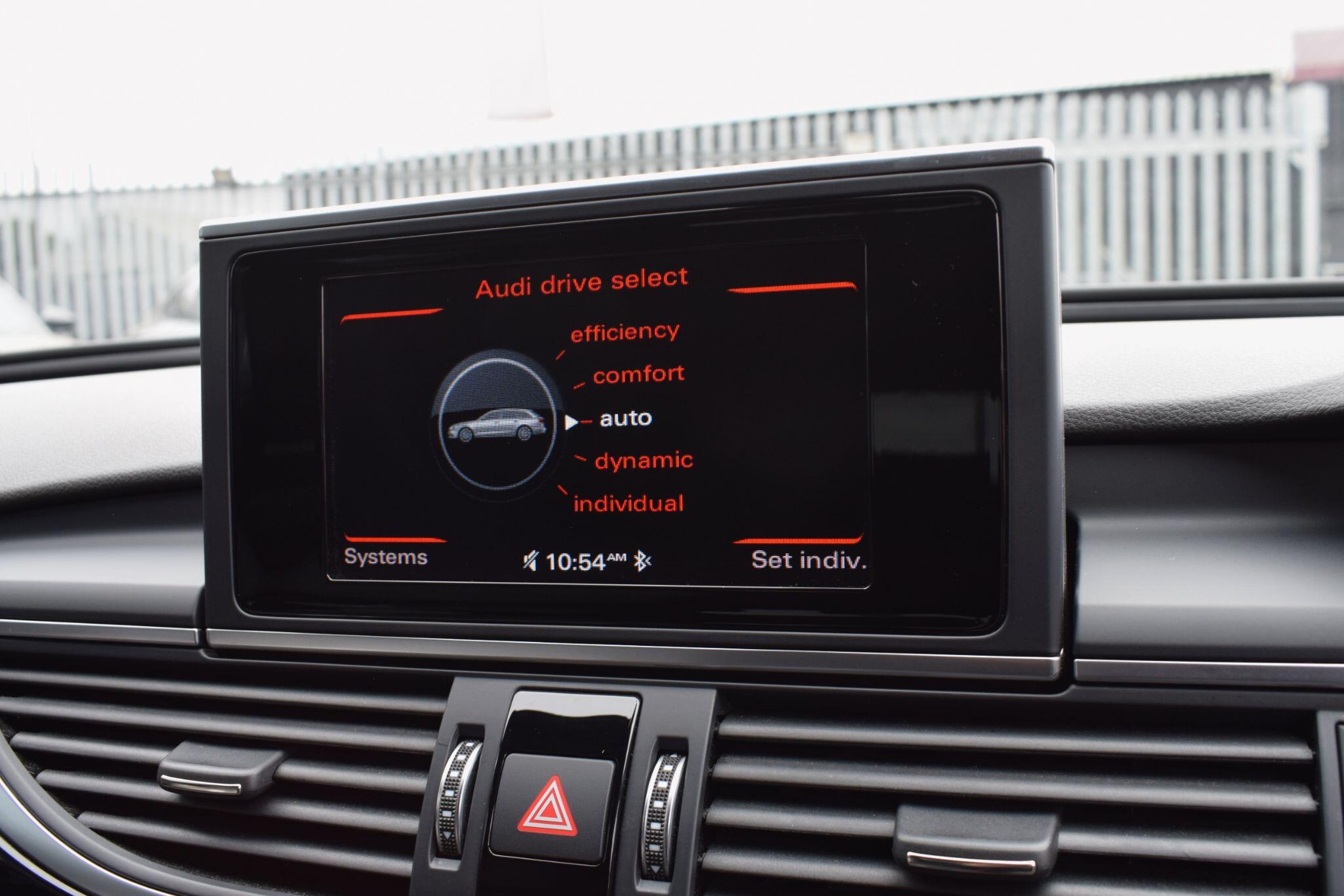 Audi A6 Avant view 18