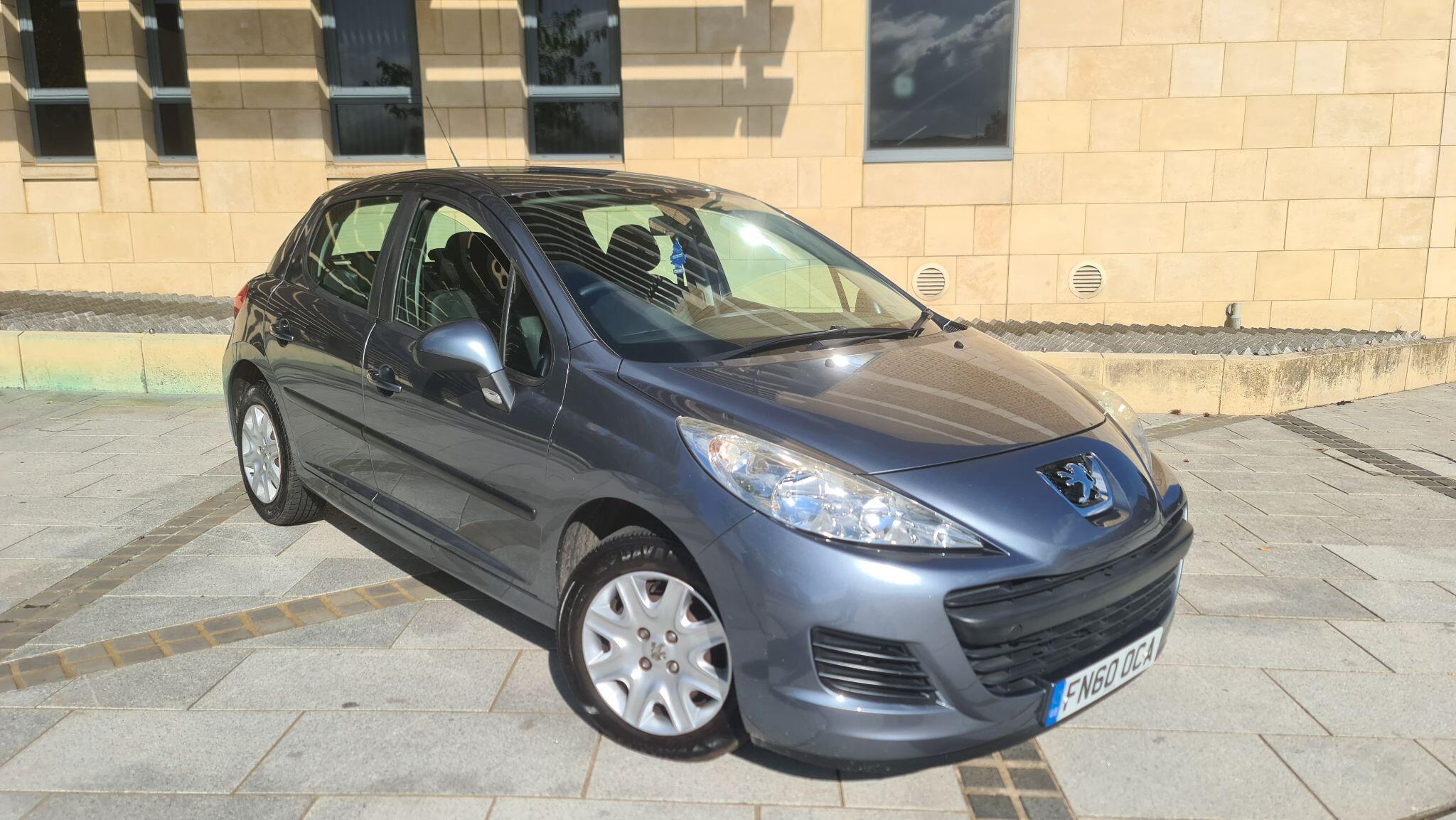 Peugeot 207 view 5