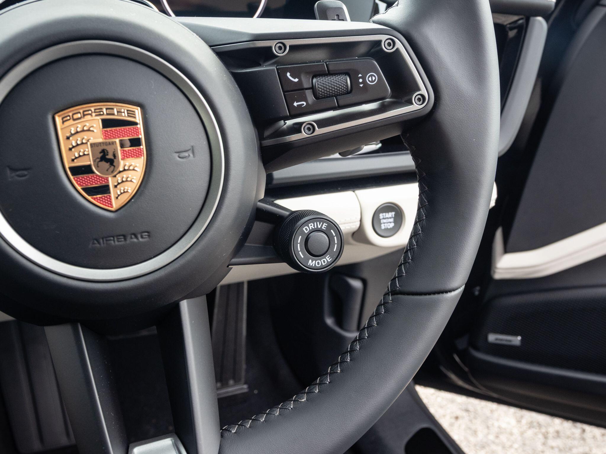 Porsche Panamera view 29