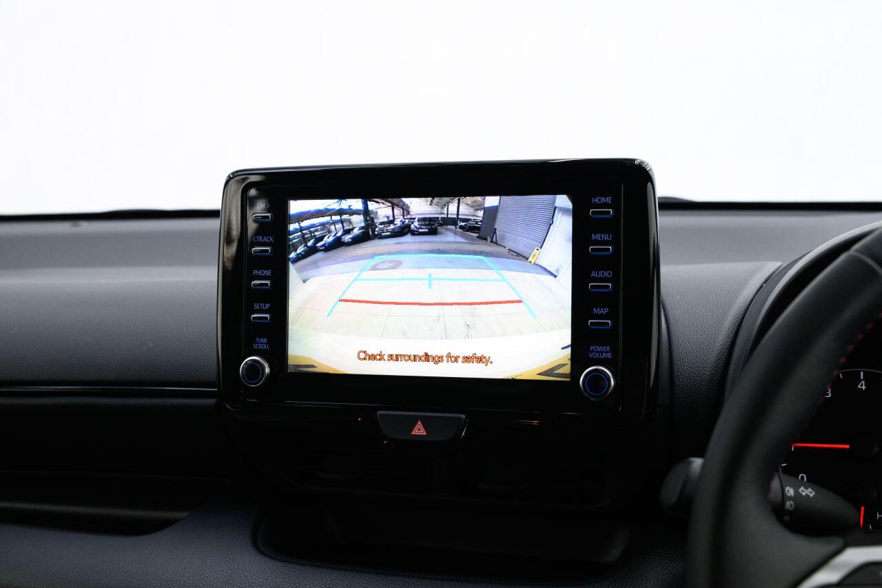 Toyota Yaris view 38