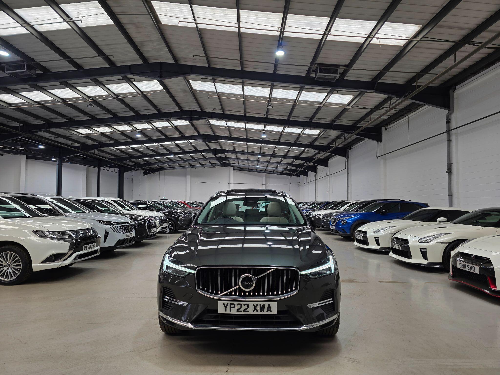 Volvo XC60 view 2