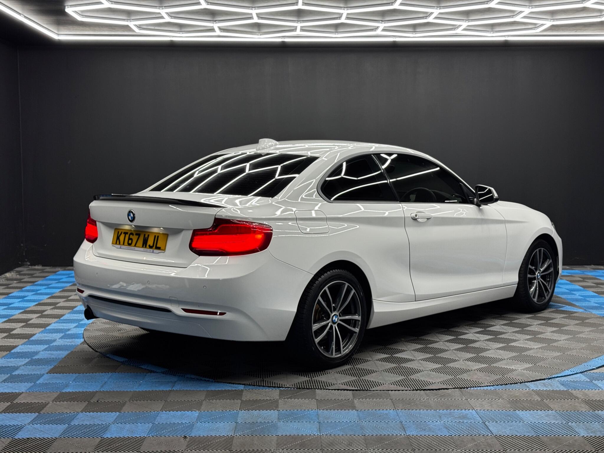 BMW 2 Series view 5