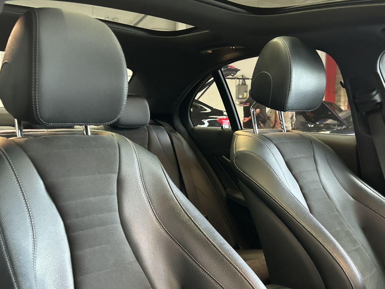 Mercedes-Benz E Class view 27