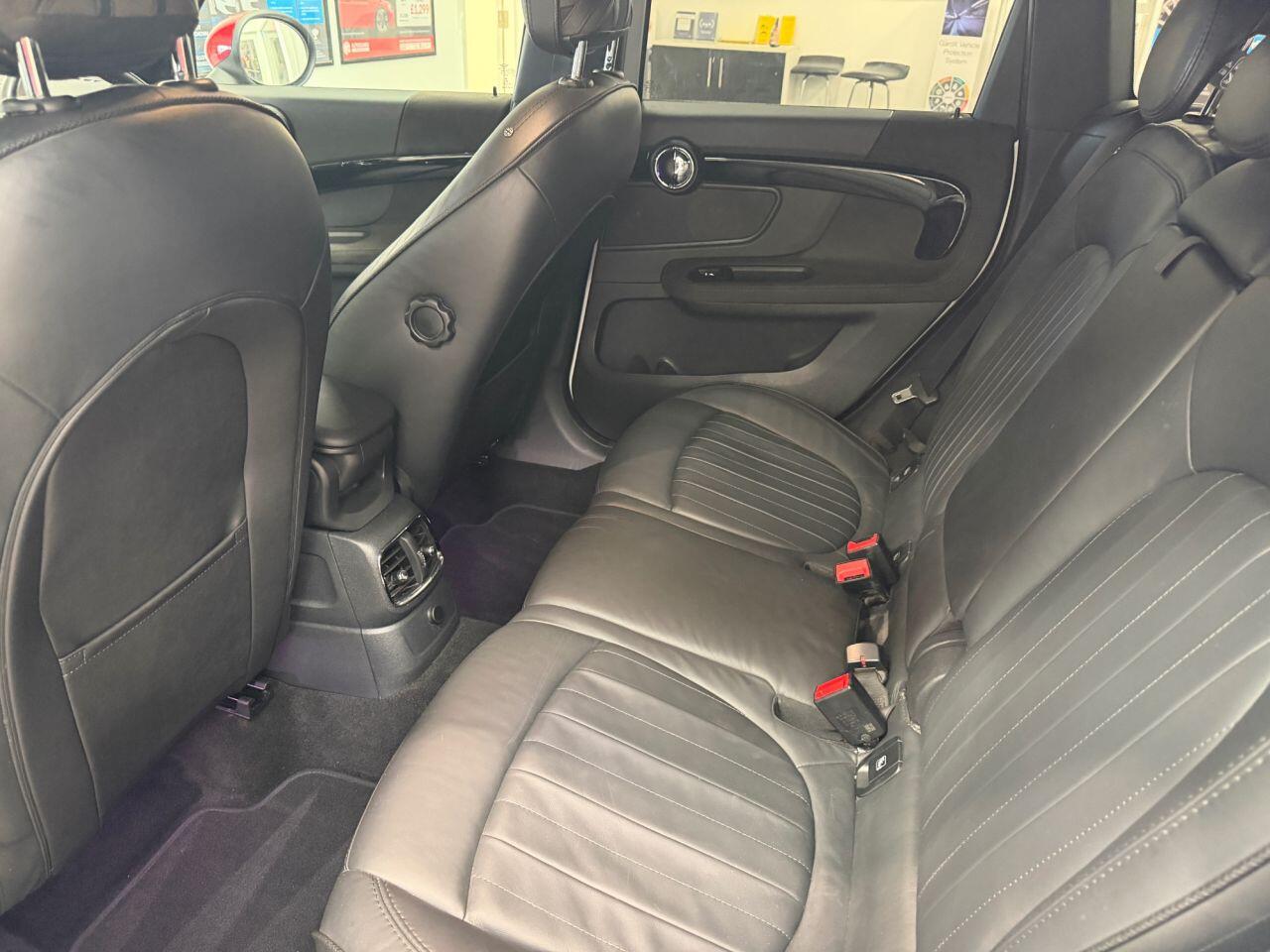 Mini Countryman view 20