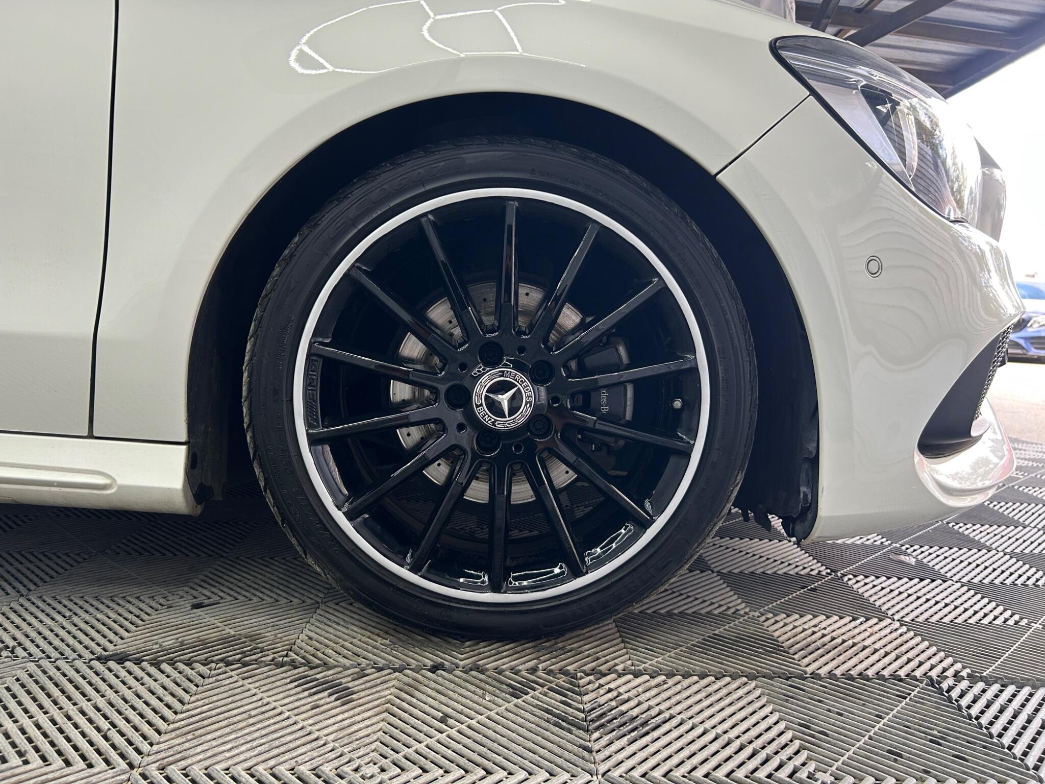 Mercedes-Benz Cla view 35