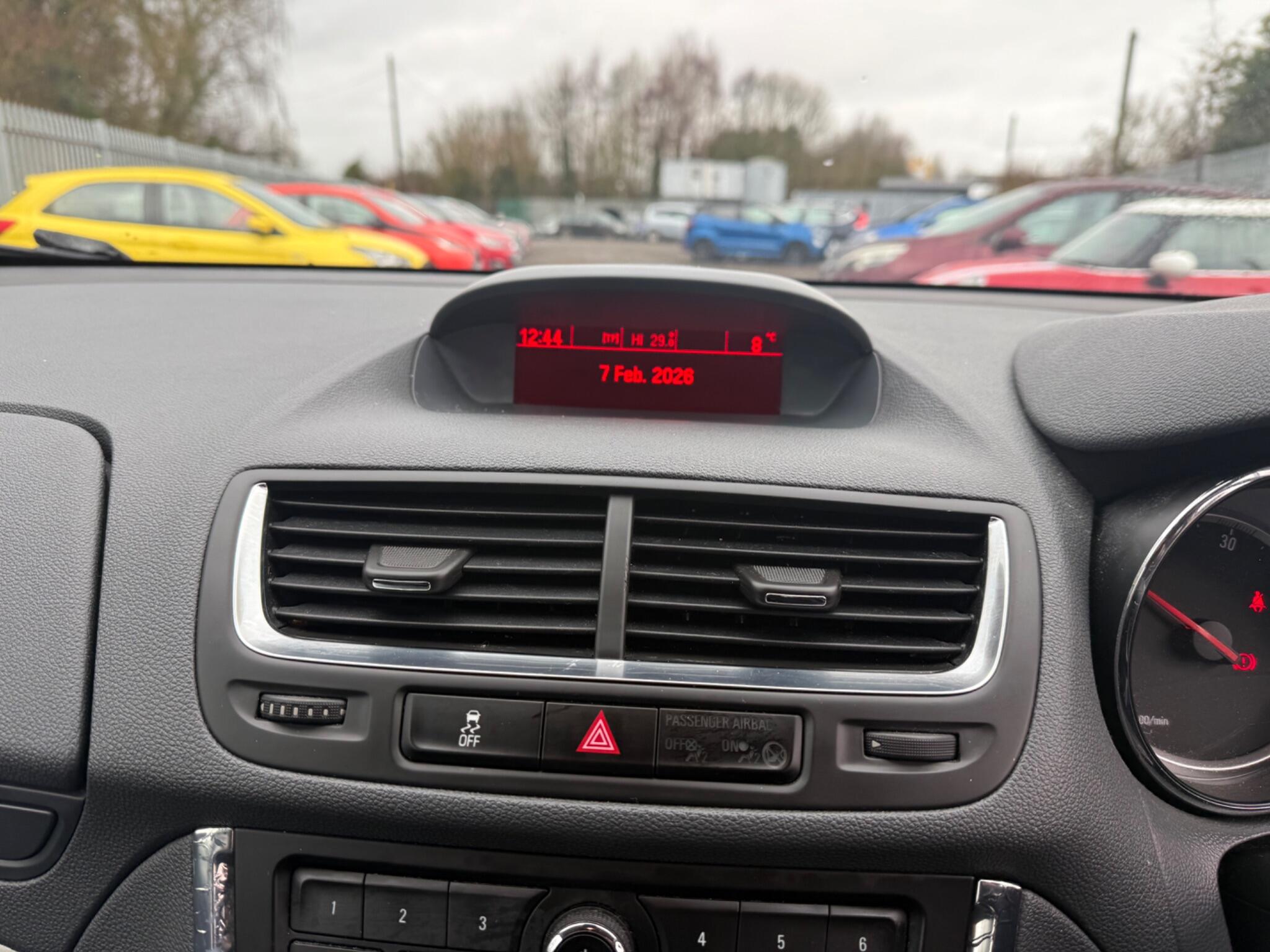 2016 Vauxhall Mokka image 19