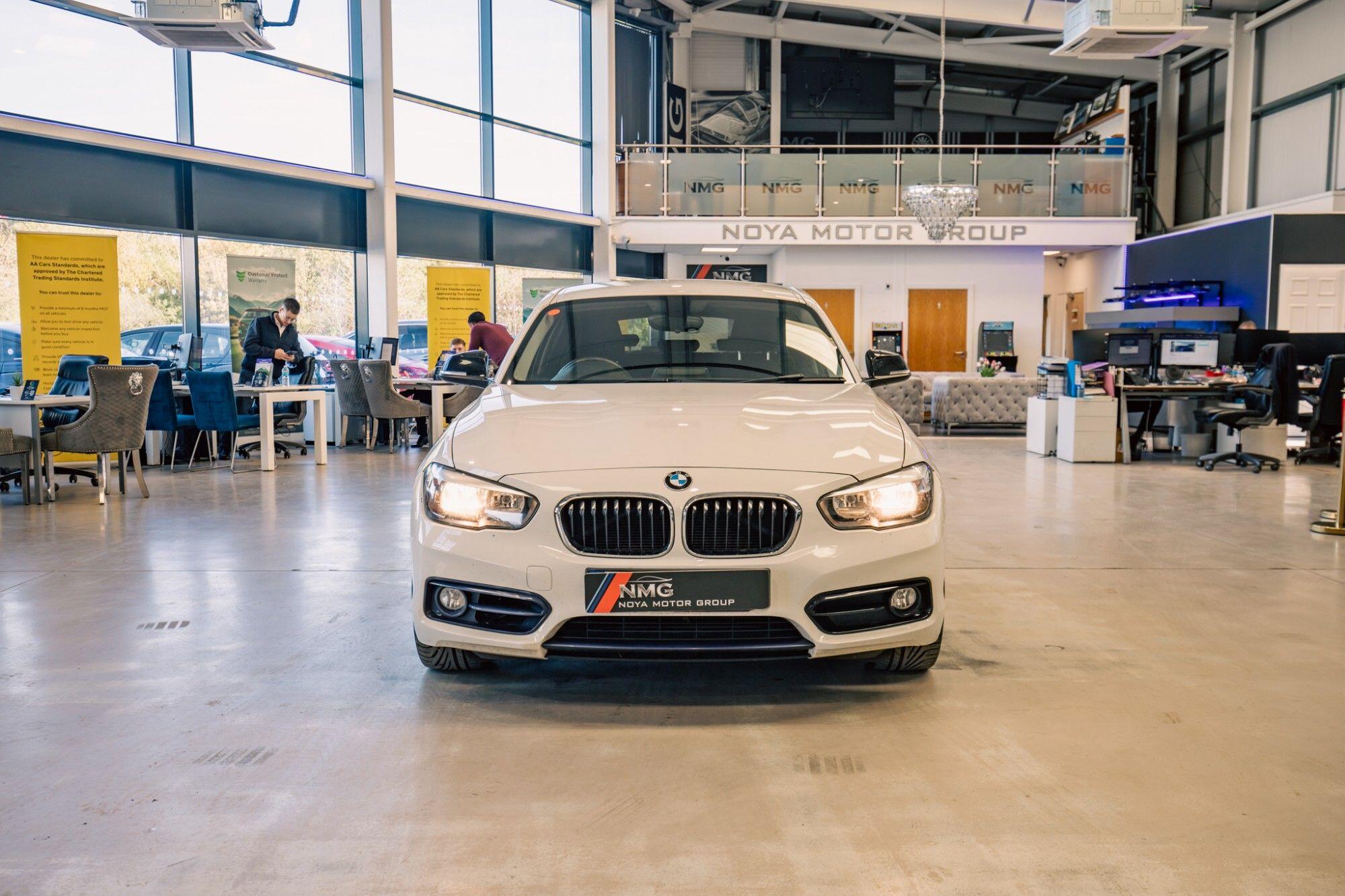 BMW 1 Series view 22