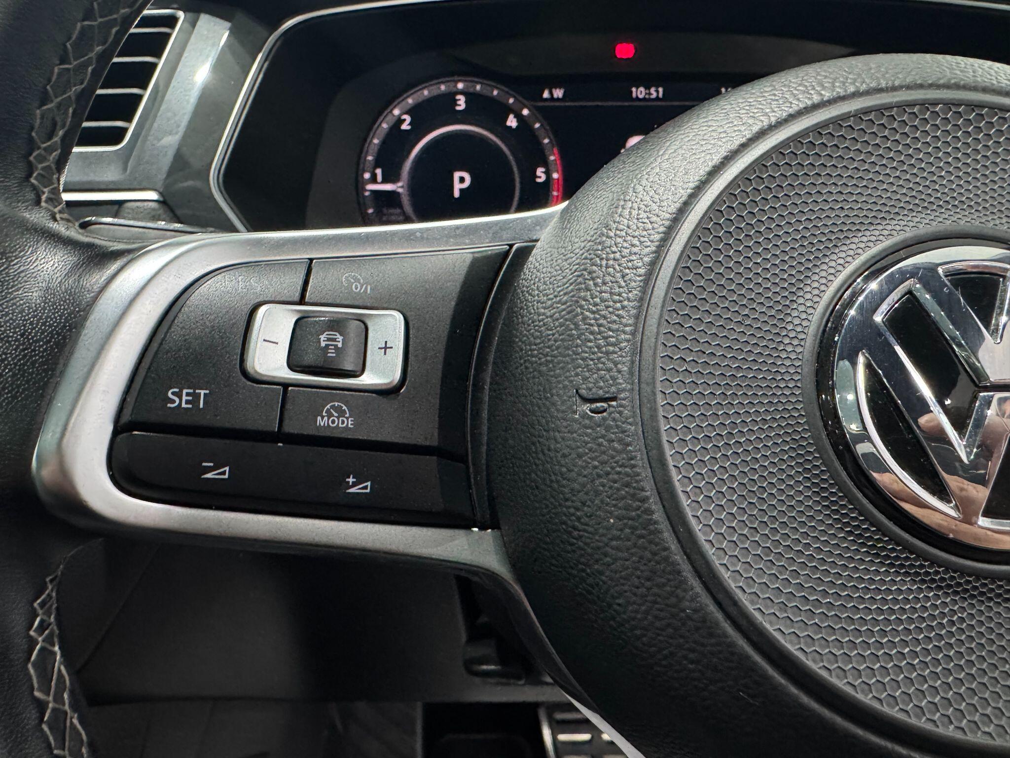 Volkswagen Tiguan view 31