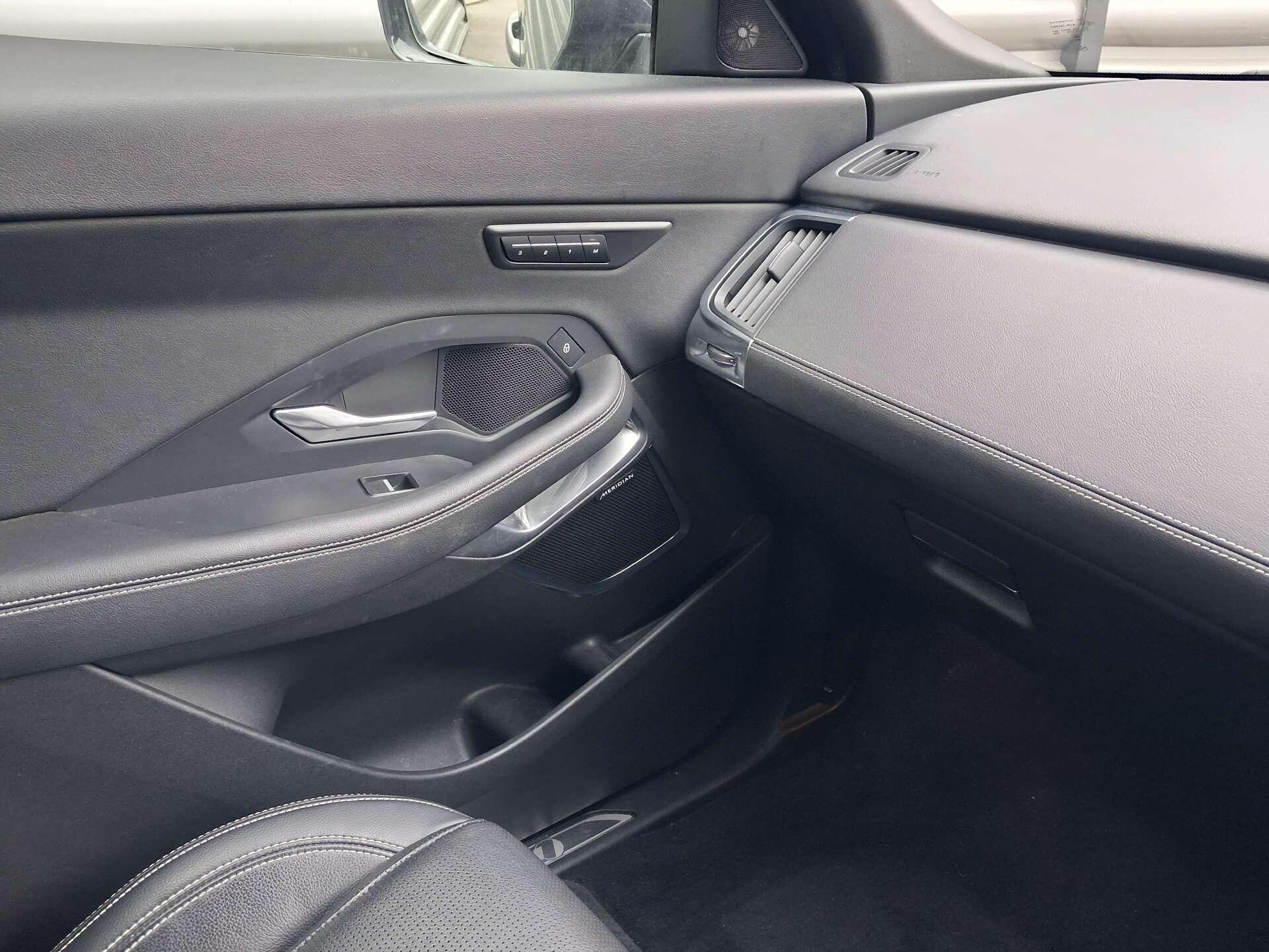 Jaguar E-Pace view 26
