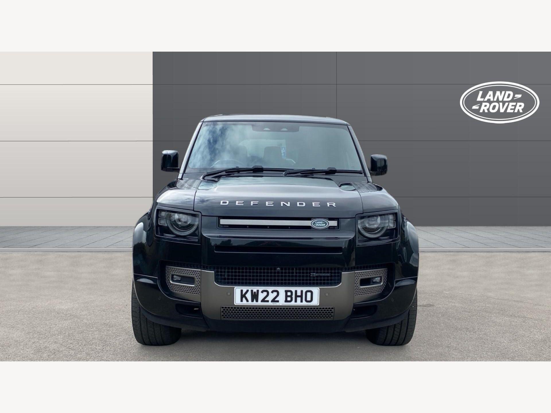Land Rover Defender view 8
