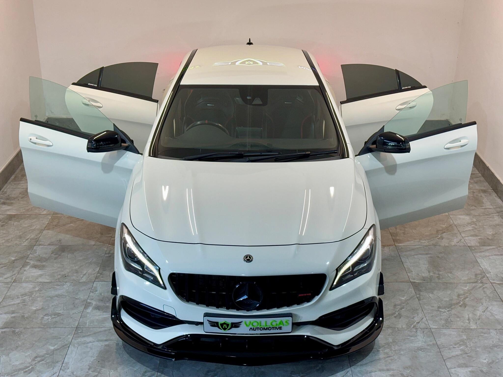 Mercedes-Benz Cla view 42
