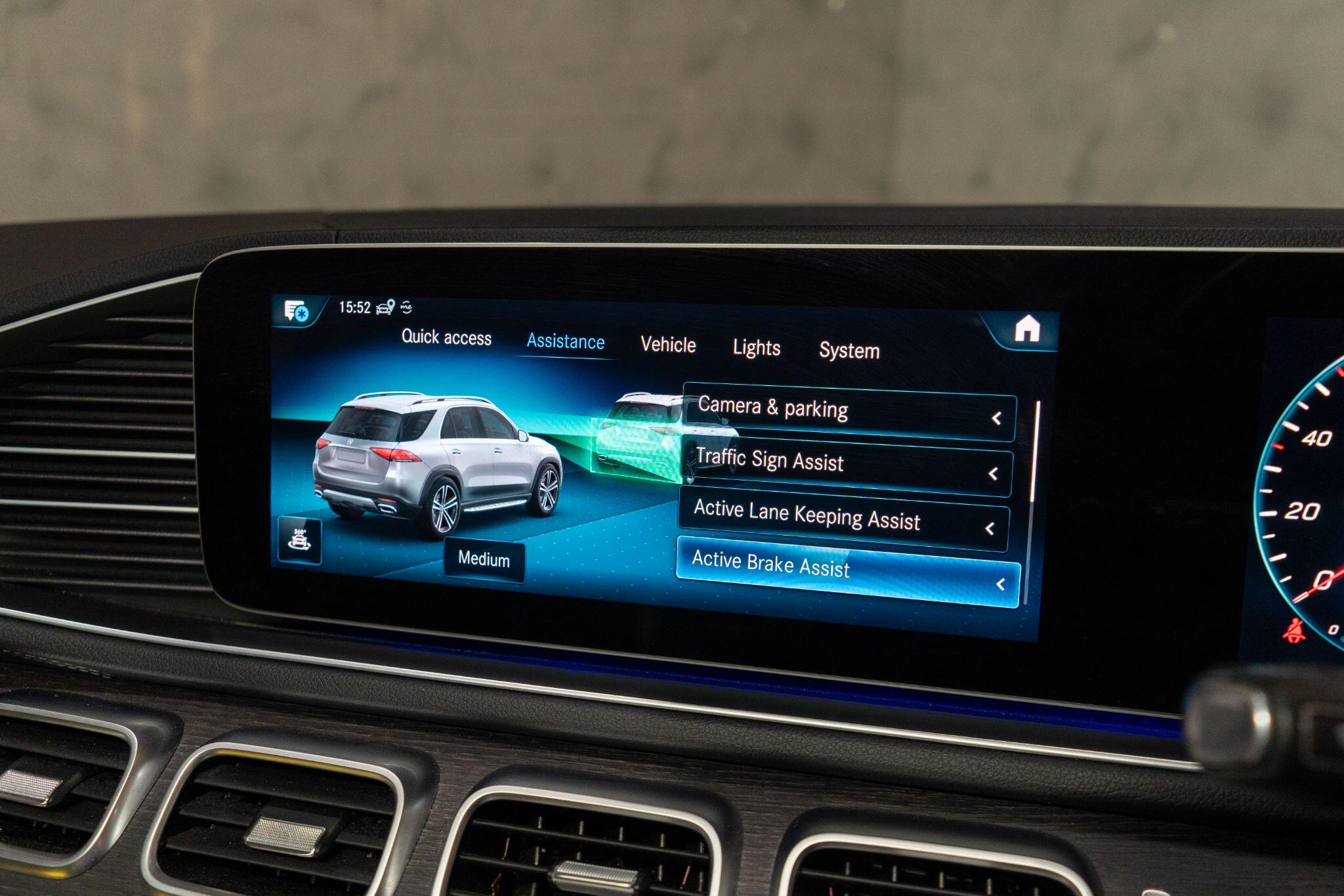Mercedes-Benz GLE view 26