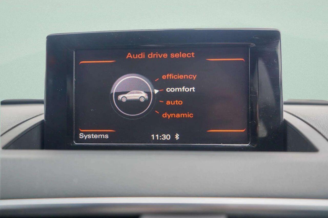 Audi Q3 view 33