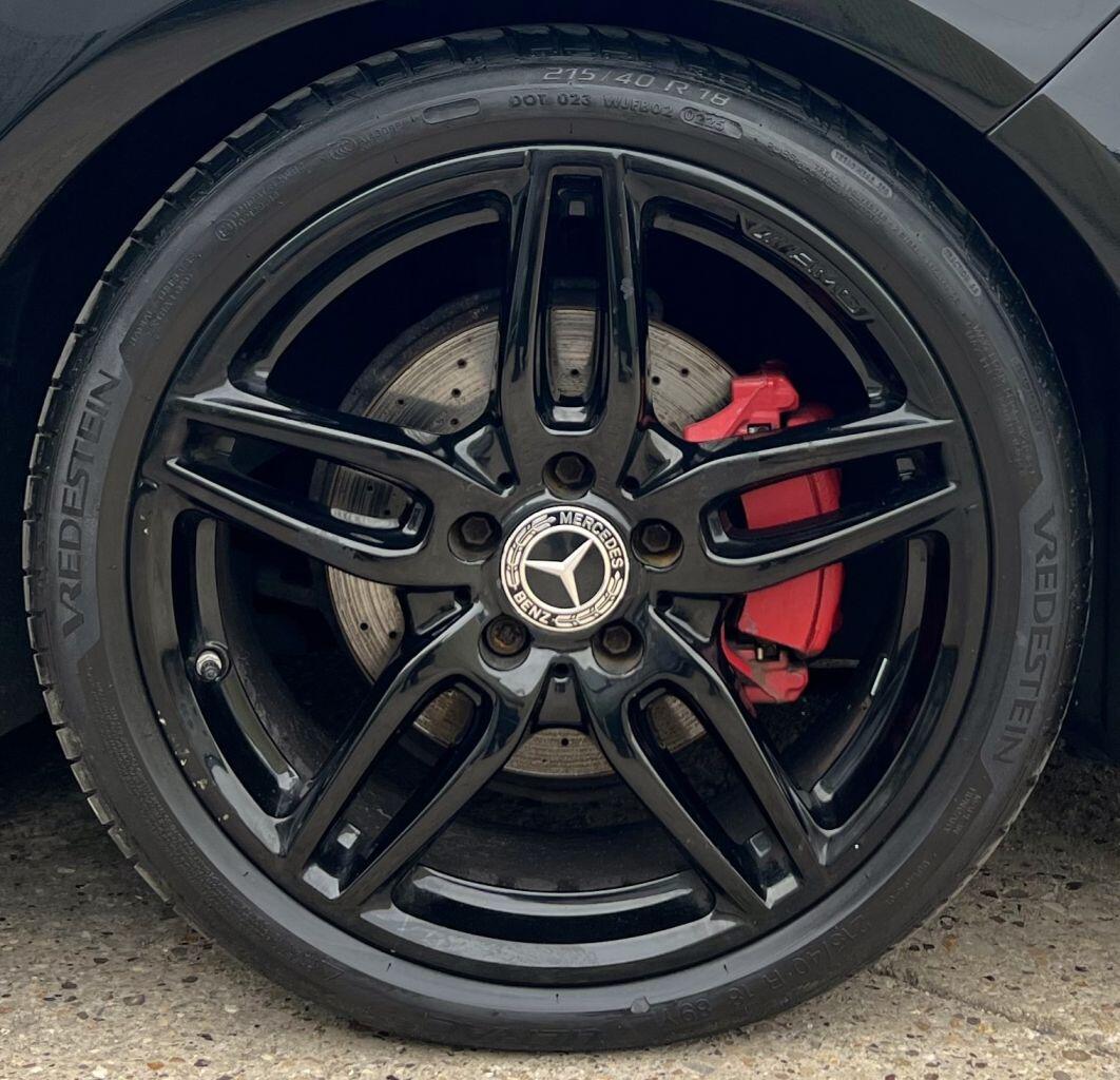 Mercedes-Benz Cla view 11