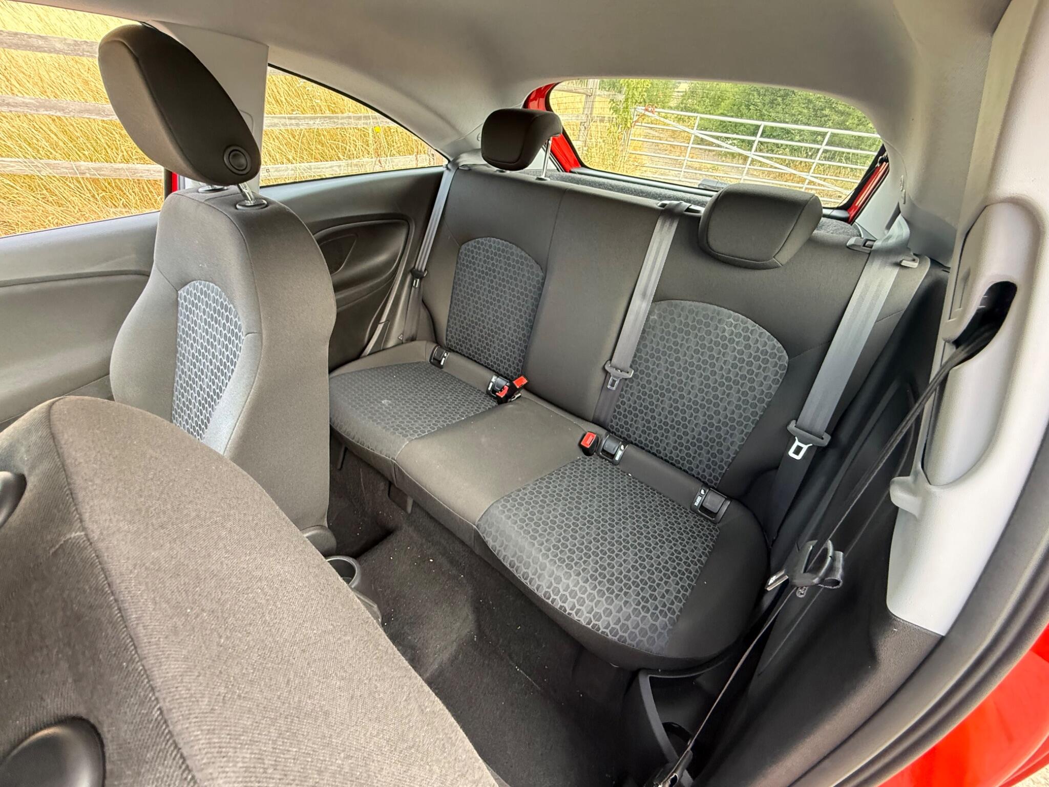Vauxhall Corsa 1.2i Sting Euro 6 3dr — photo 27 of 68