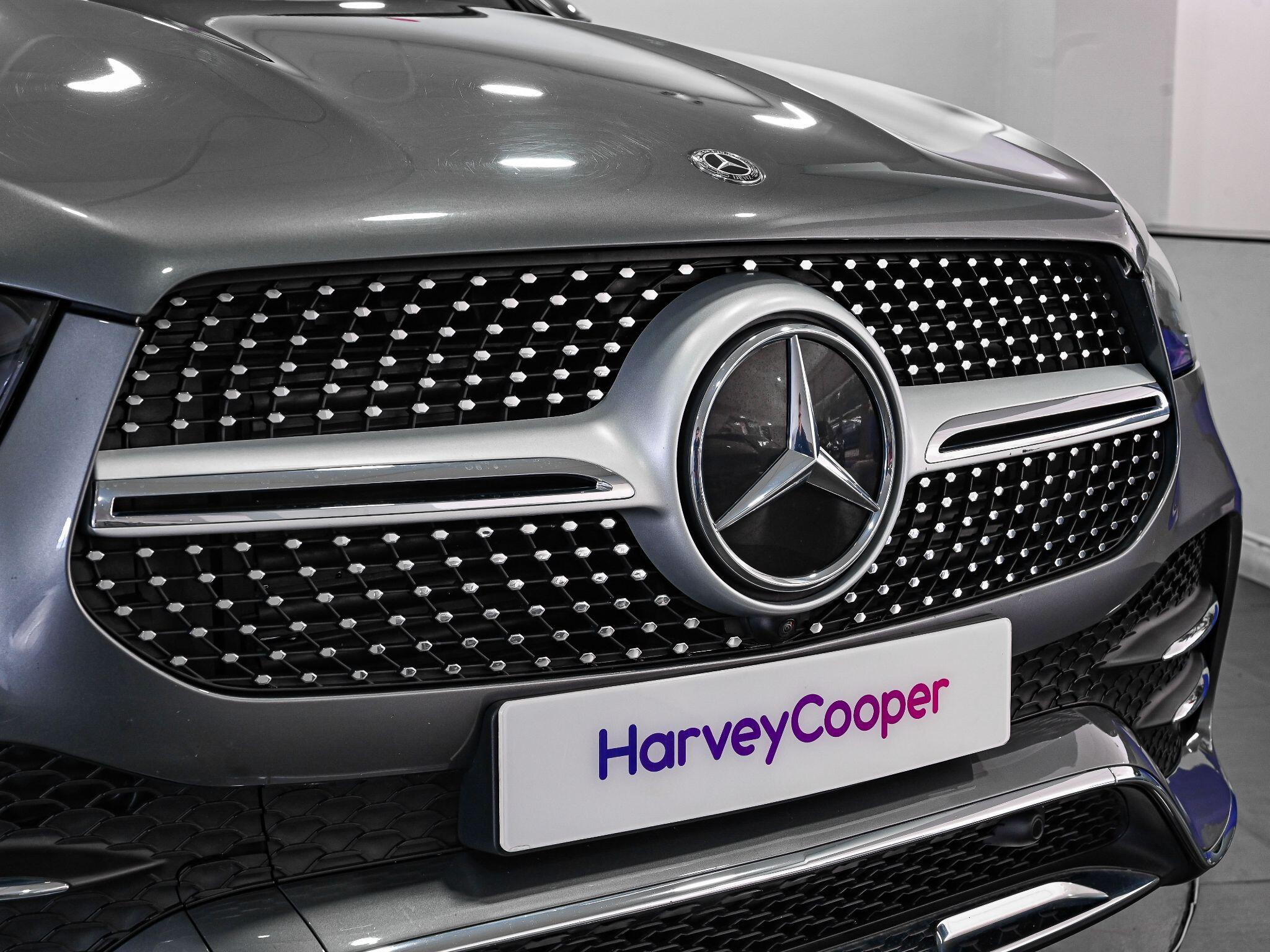 Mercedes-Benz GLE view 21