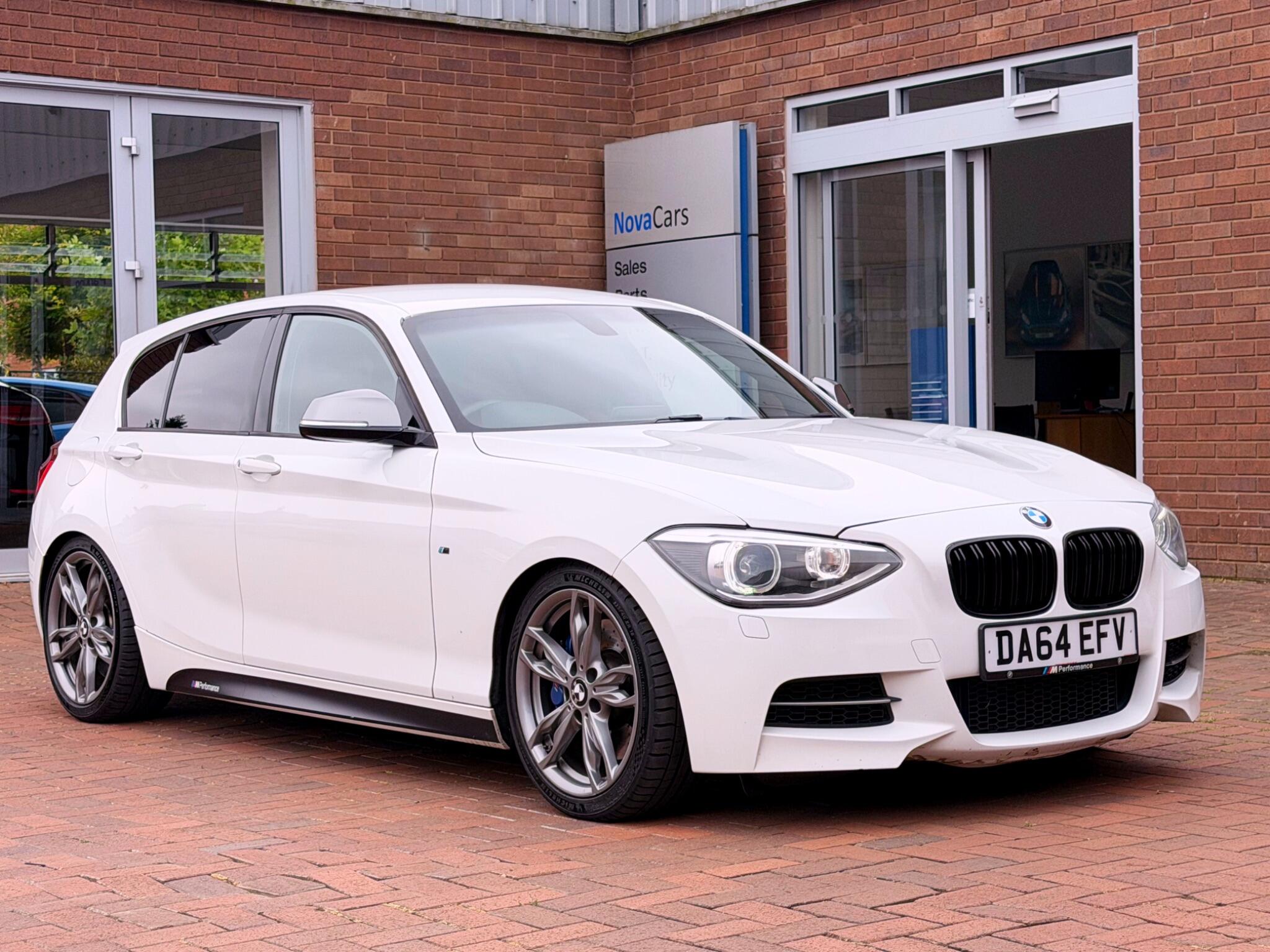 BMW 1 Series view 9