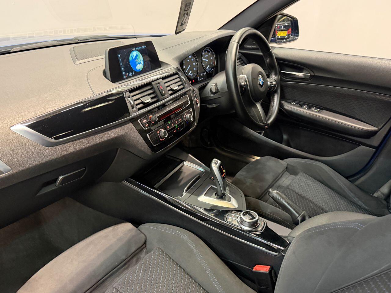 BMW 1 Series view 32