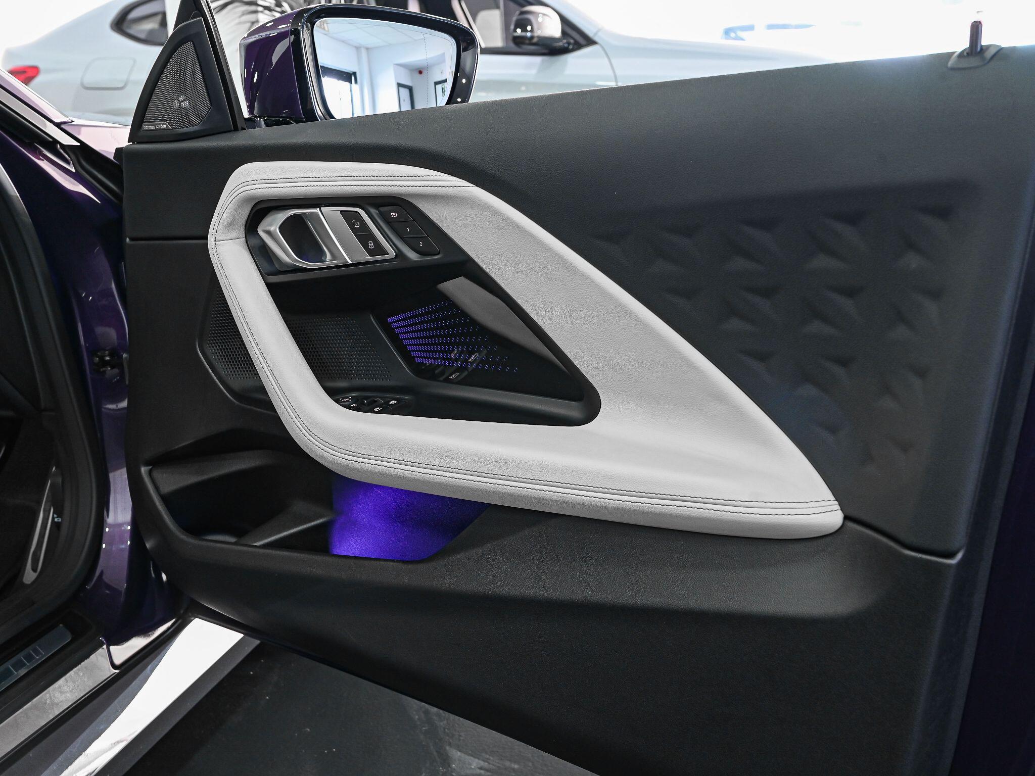 BMW 2 Series view 29