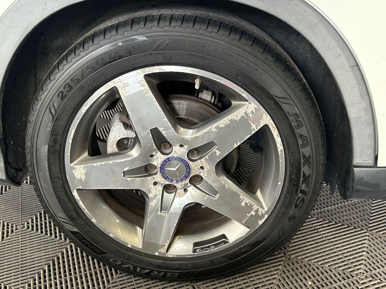 Mercedes-Benz Gla view 20