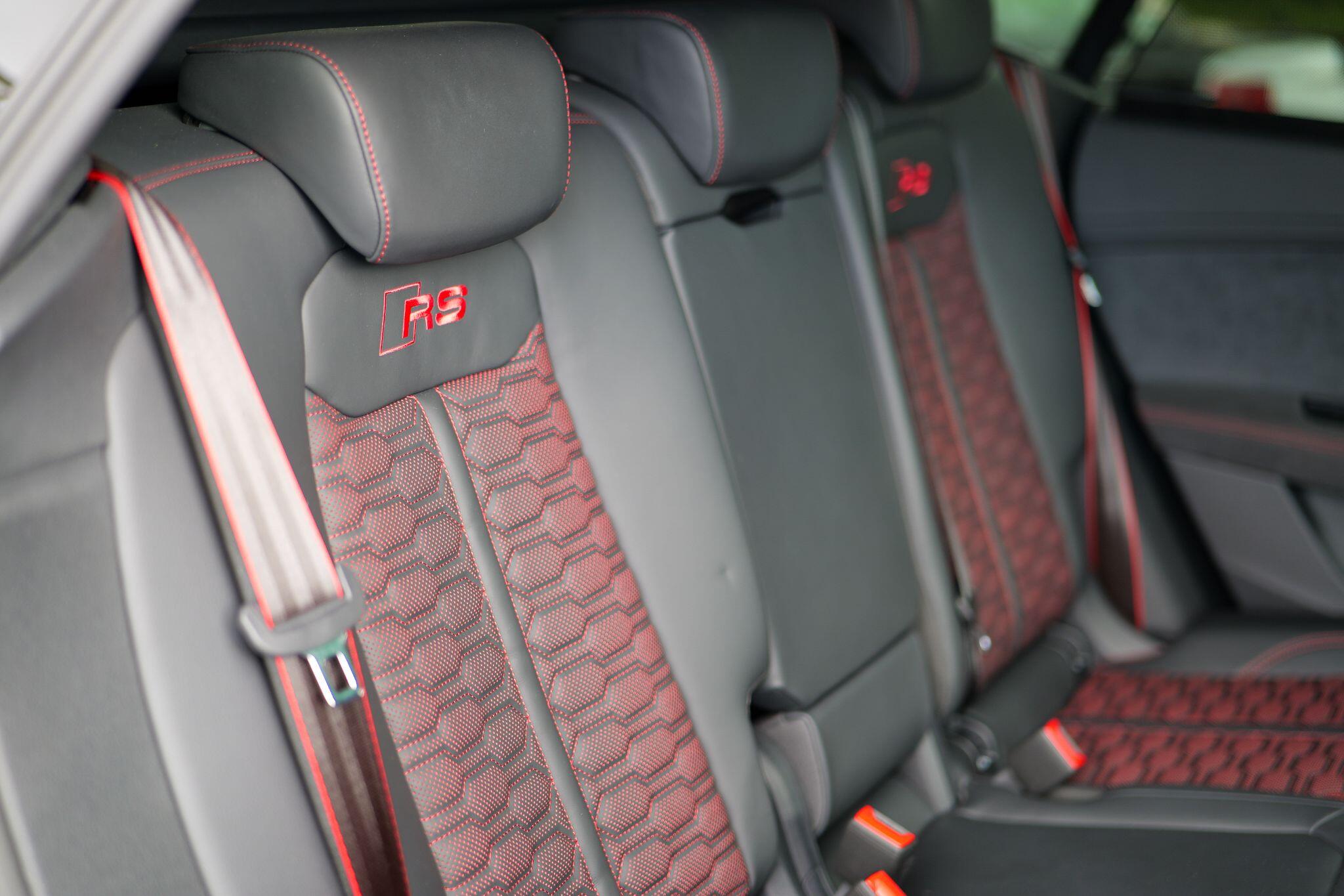 Audi RSQ8 view 28