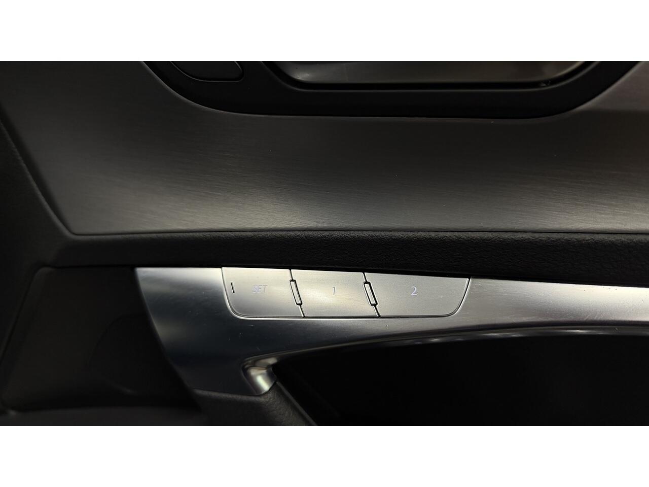 Audi A6 view 19