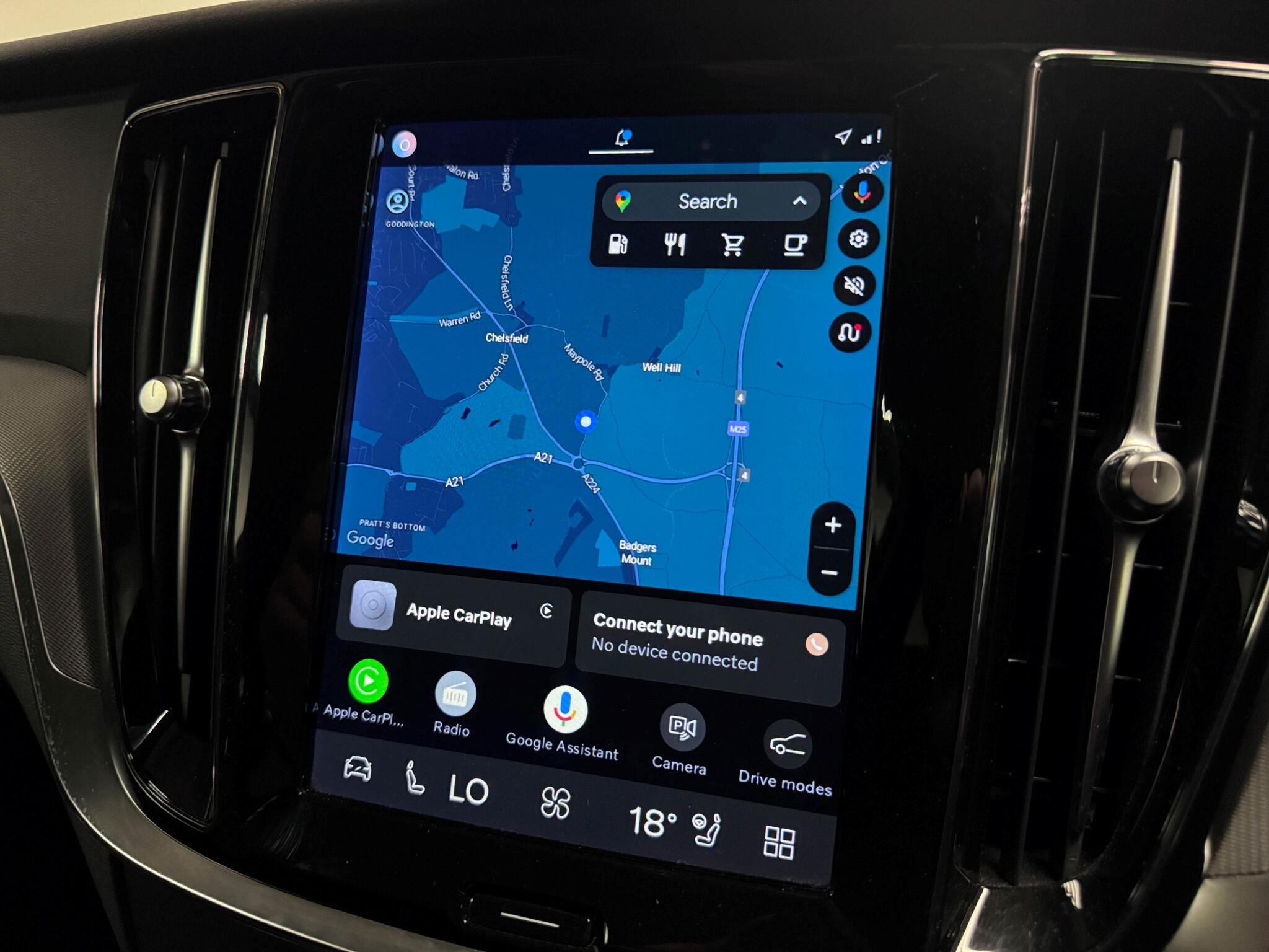 Volvo V60 Cross Country view 14