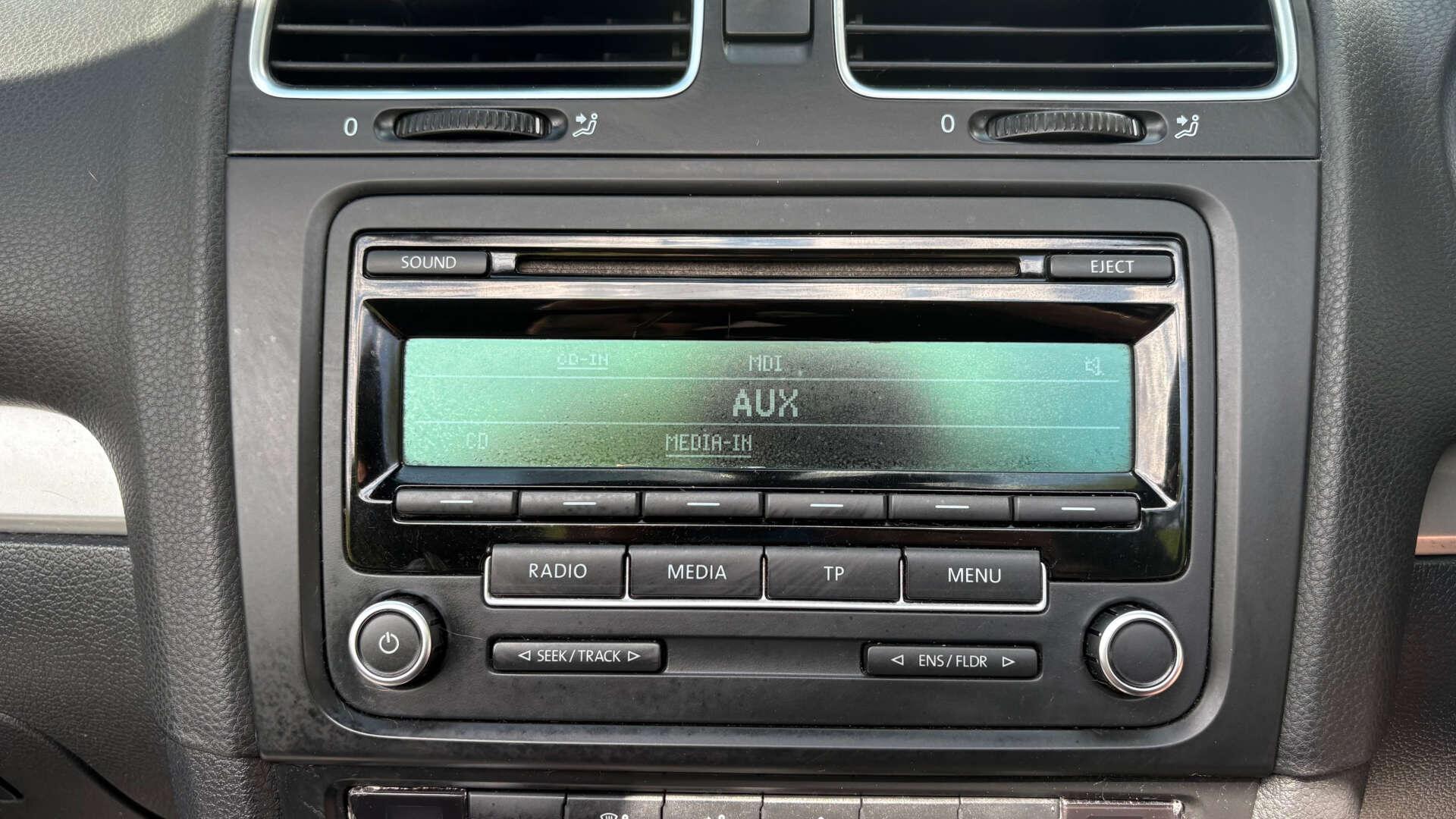 Volkswagen Golf view 30