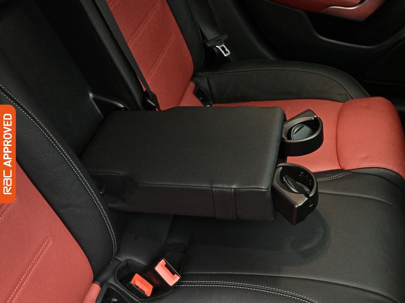 Mercedes-Benz Cla view 27