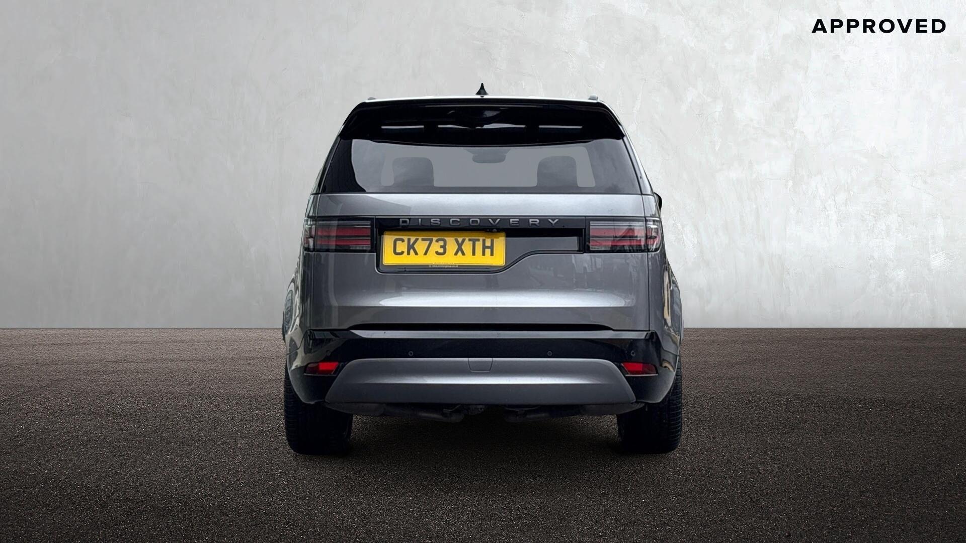 Land Rover Discovery view 6