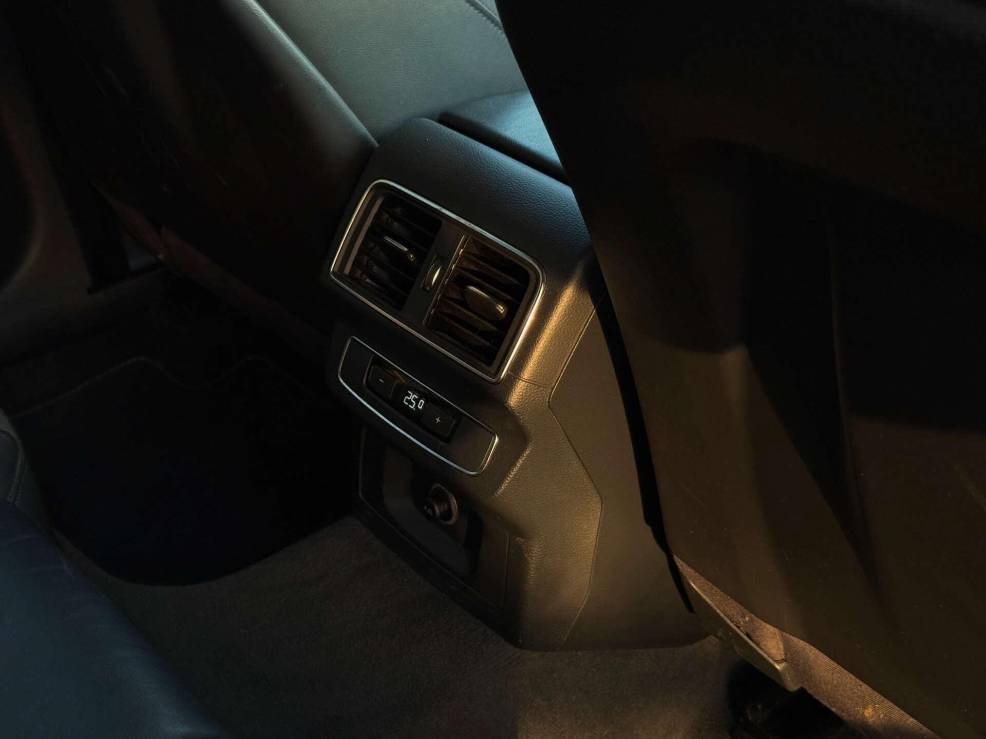 Audi Q5 view 34