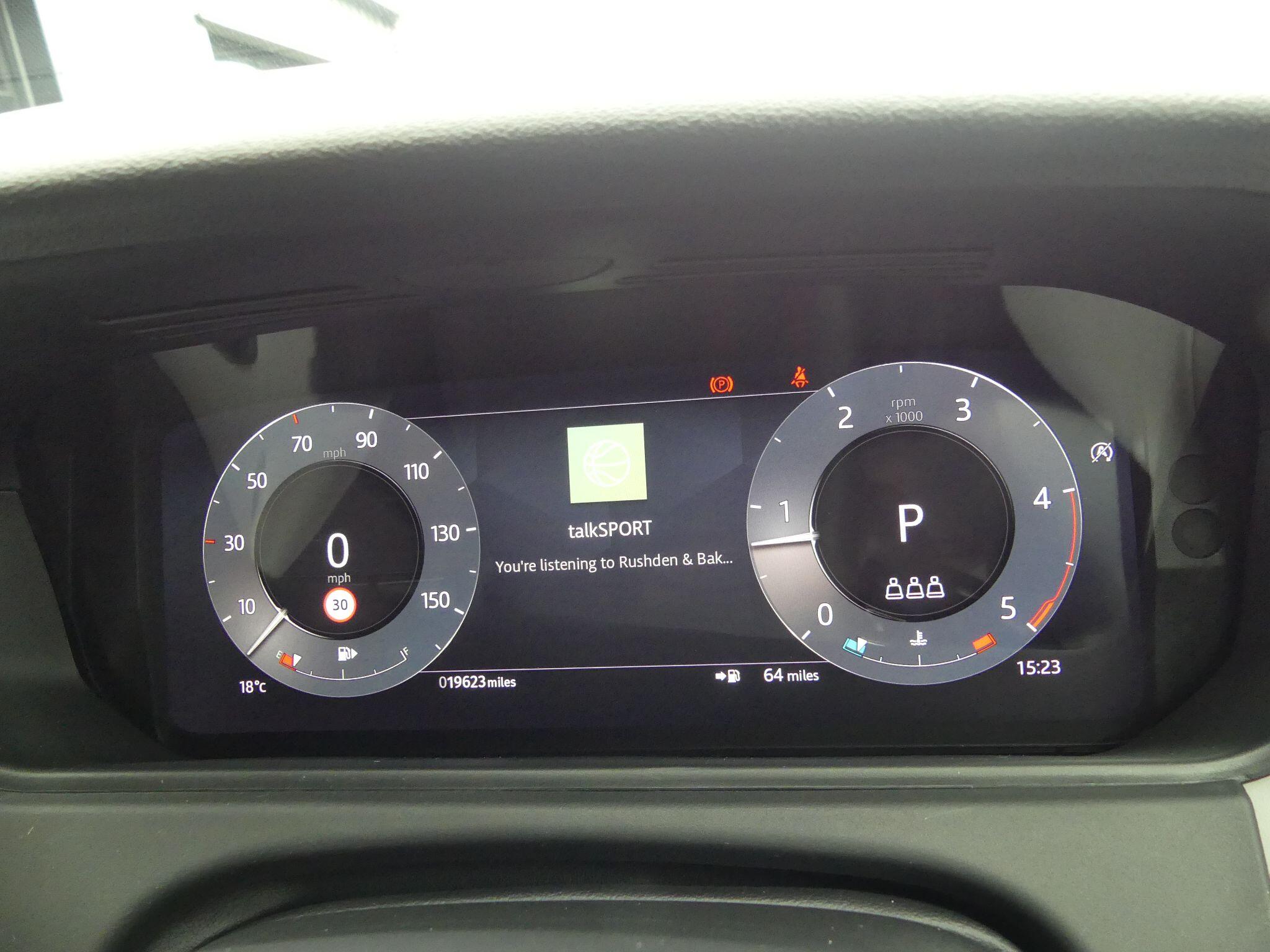 Land Rover Range Rover Velar view 23