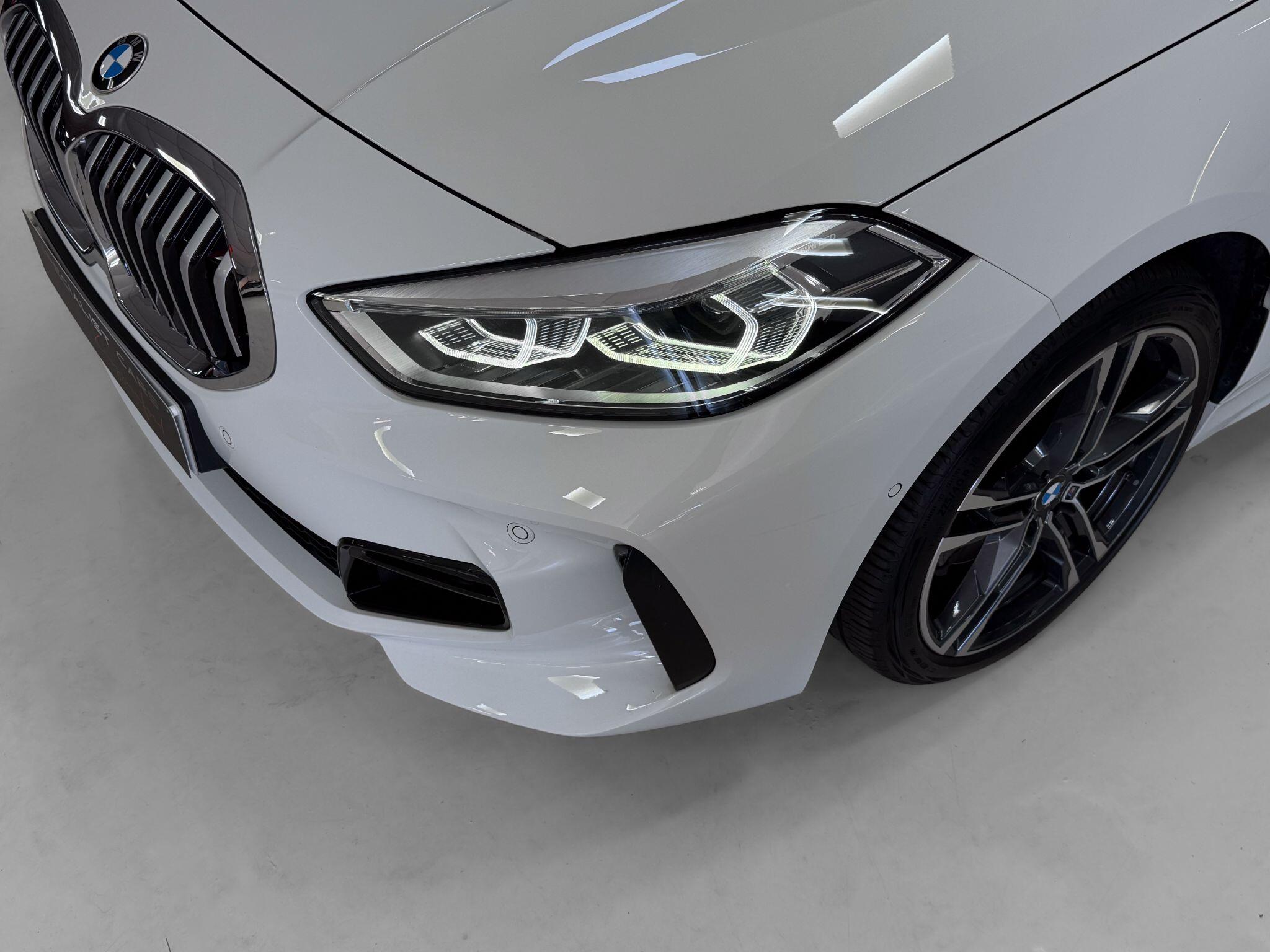 BMW 1 Series view 33