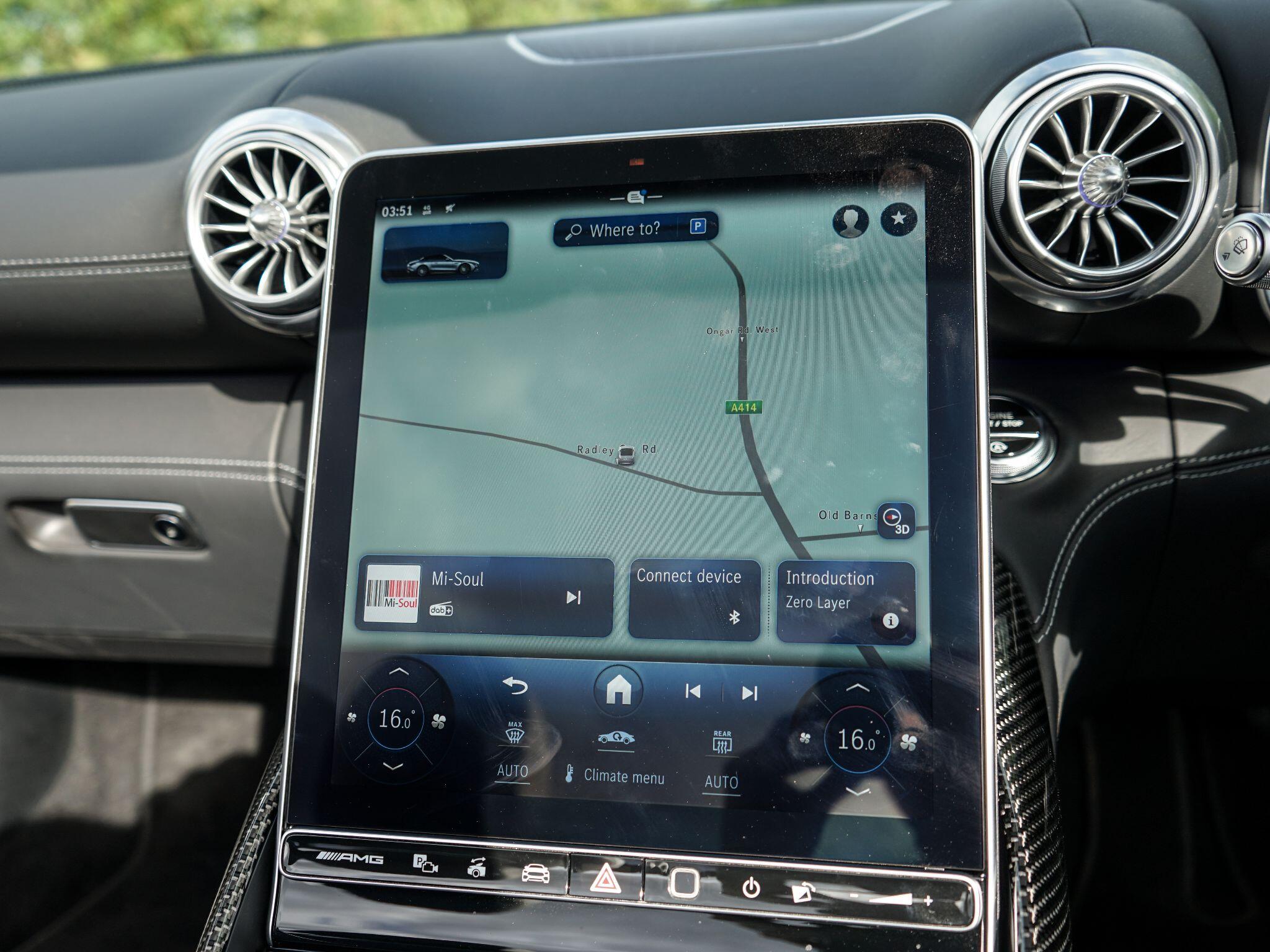 Mercedes-Benz SL view 30