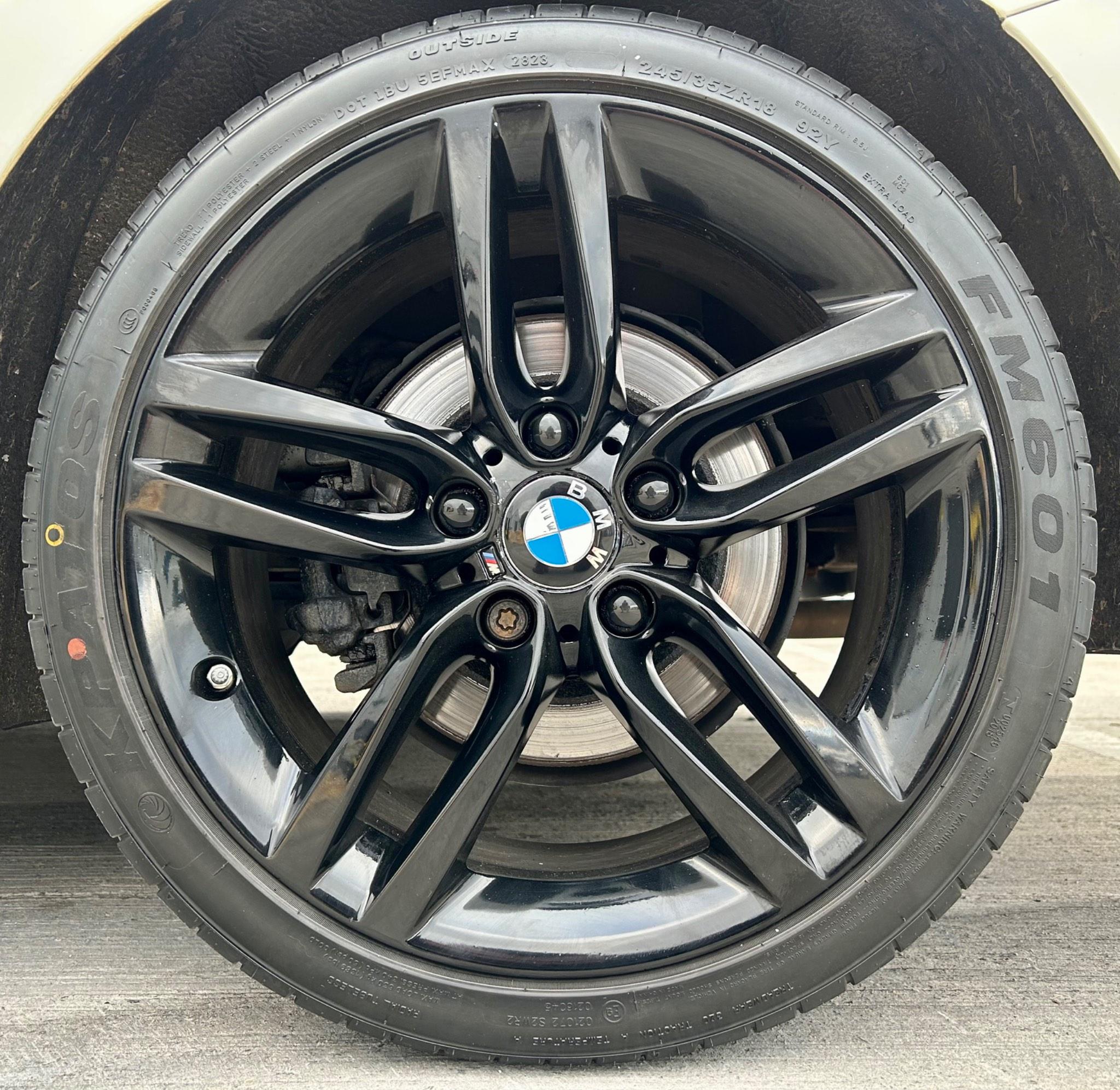 BMW 1 Series view 21