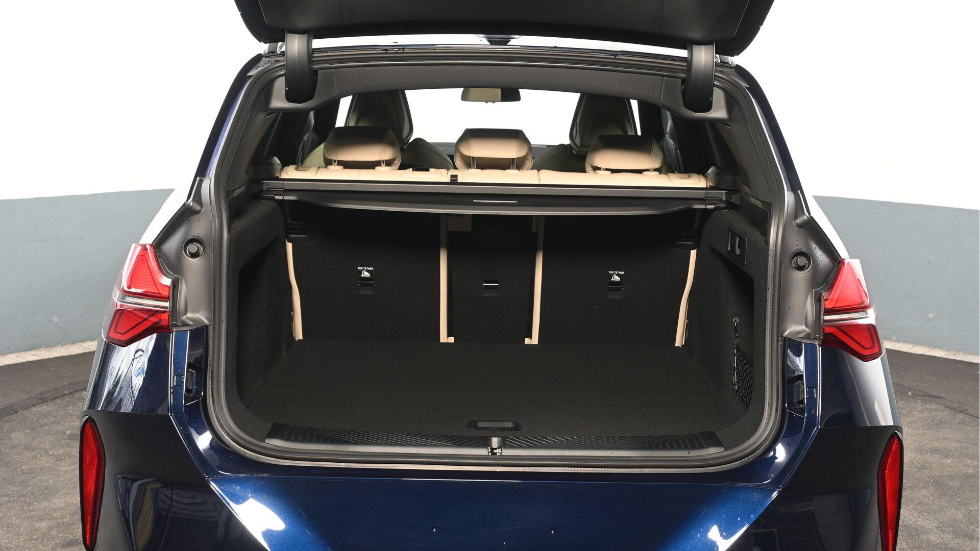 BMW X3 view 13