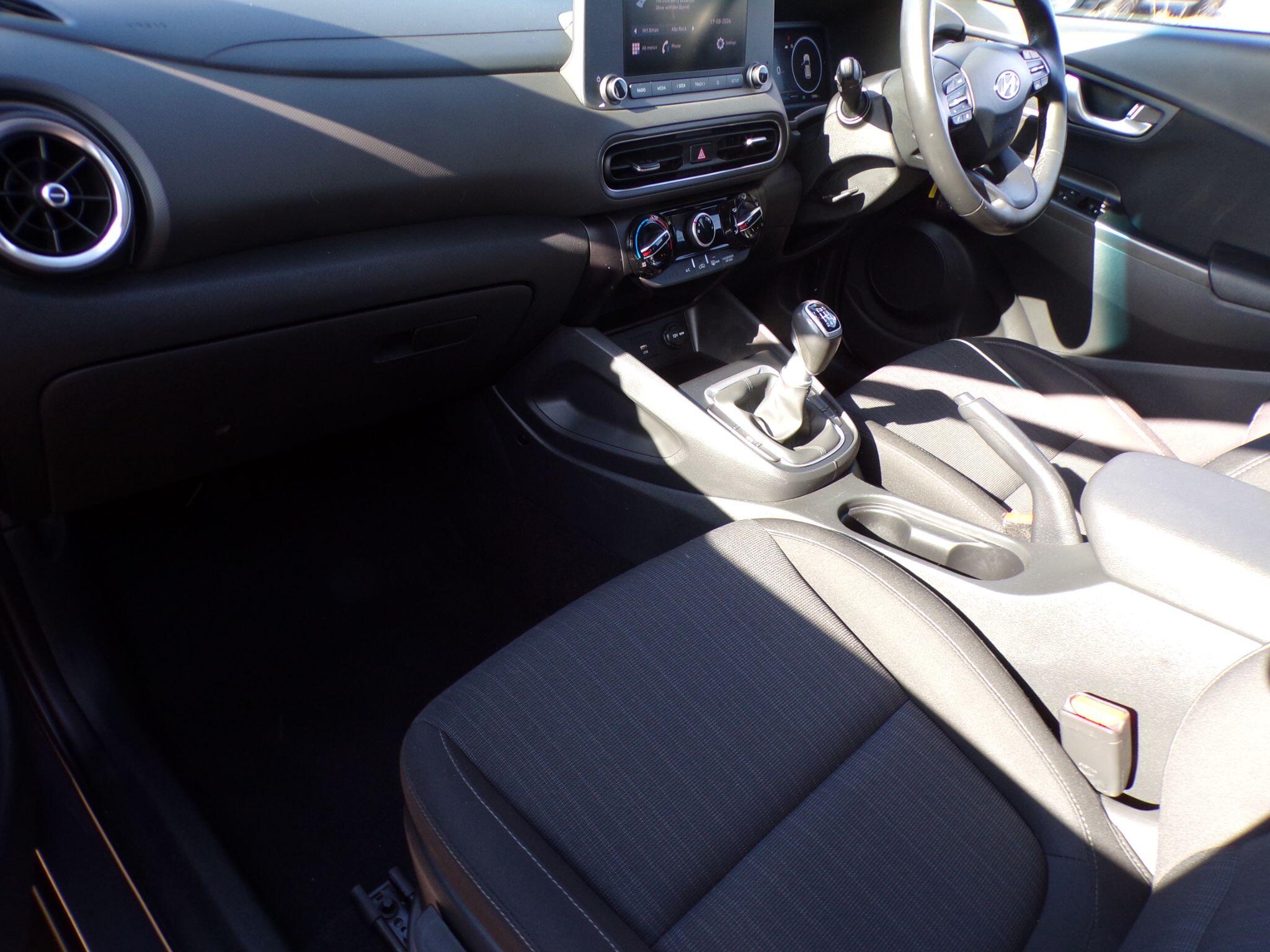 Hyundai Kona view 14