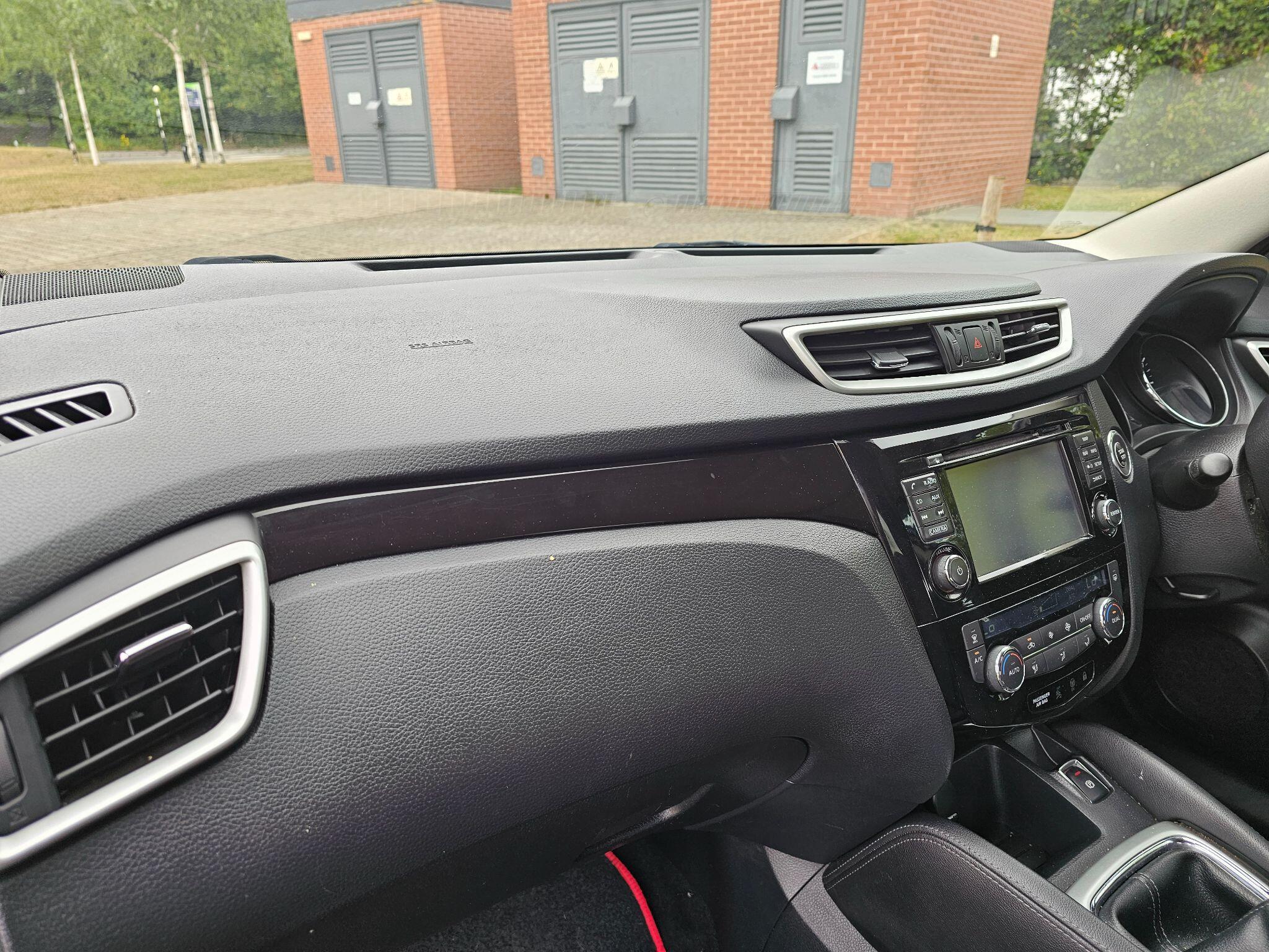 Nissan Qashqai view 25