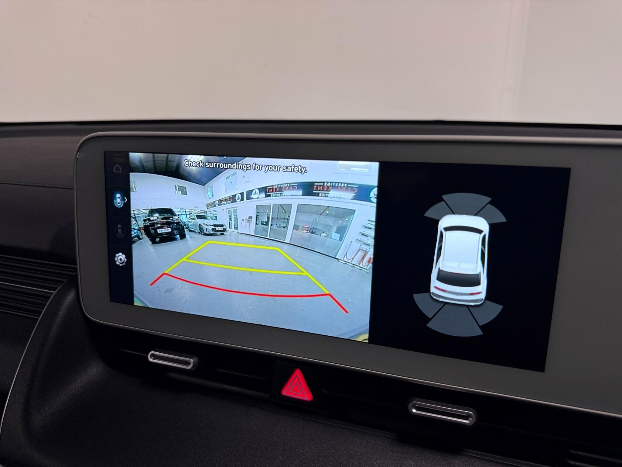 Hyundai Ioniq 5 view 11