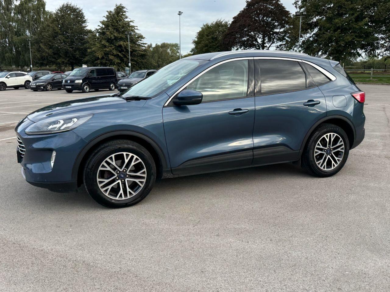 Ford Kuga view 26