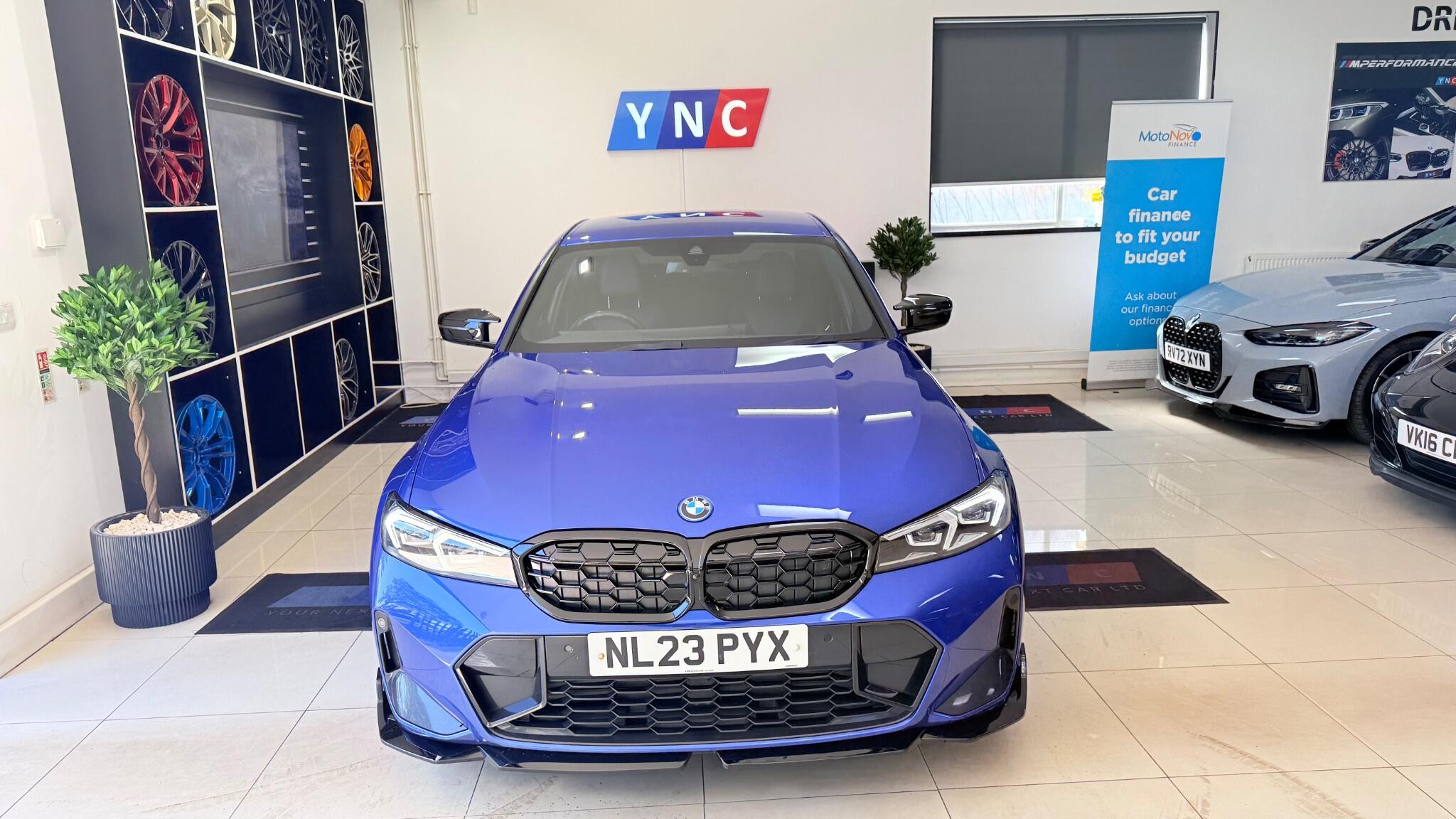 BMW 3 Series view 45