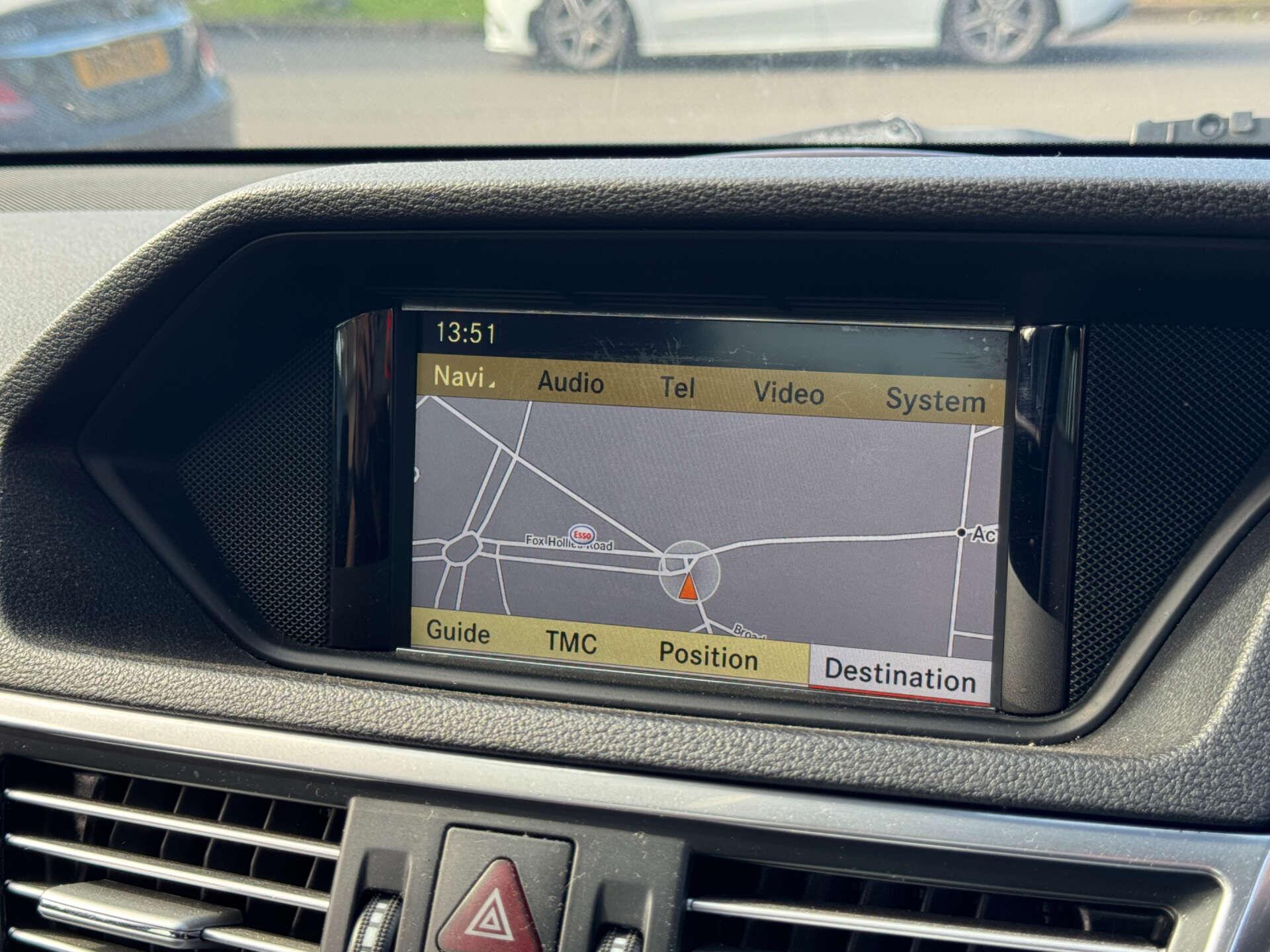 Mercedes-Benz E-Class view 17