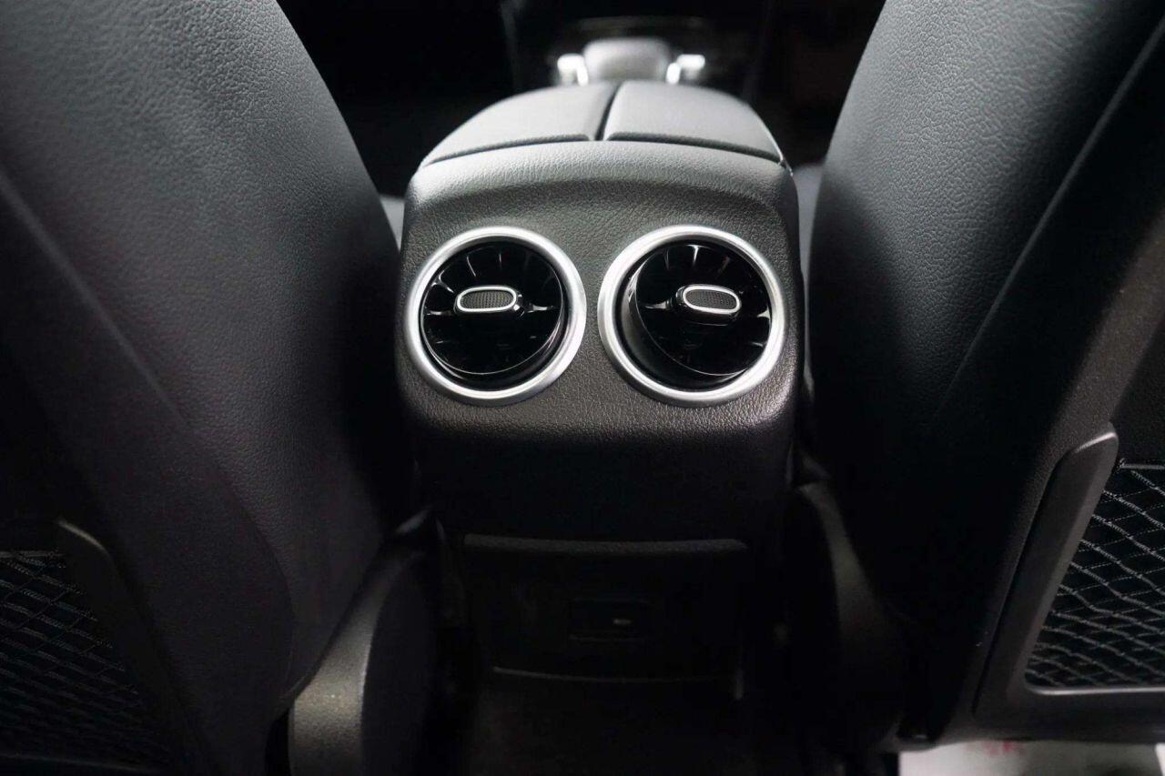 Mercedes-Benz Cla view 47