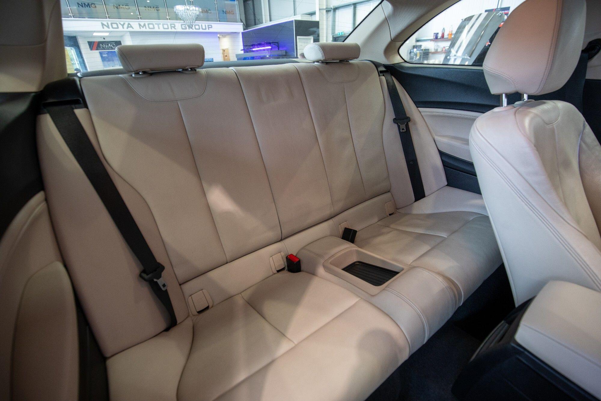 BMW 2 Series view 11