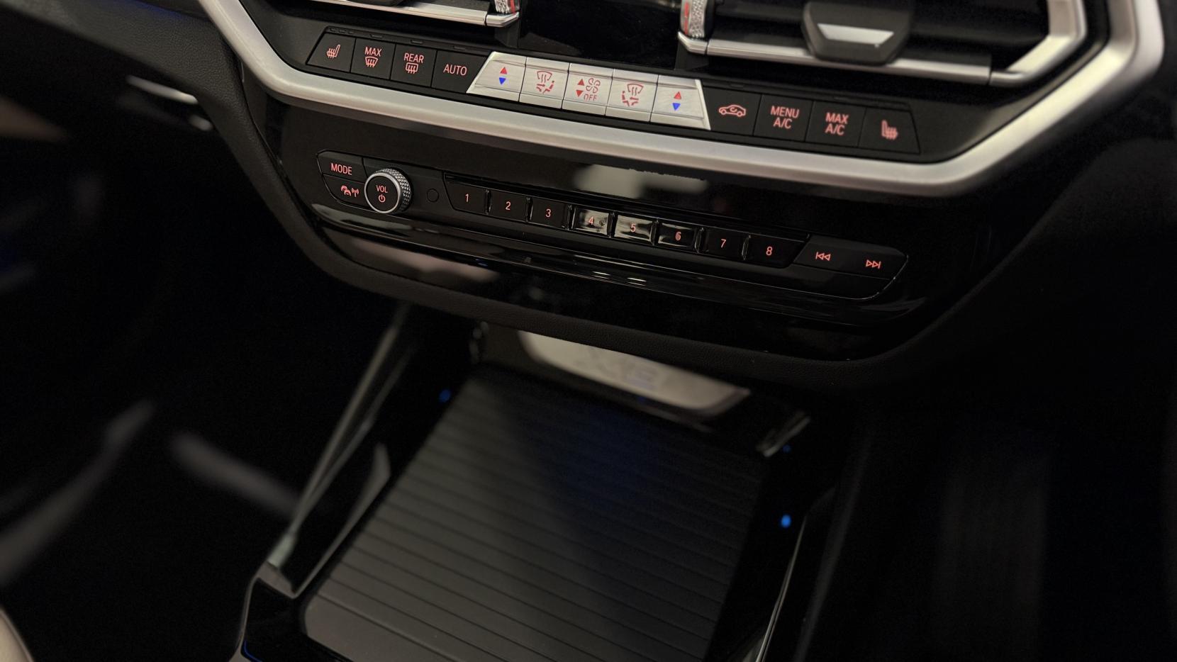 BMW X3 view 23